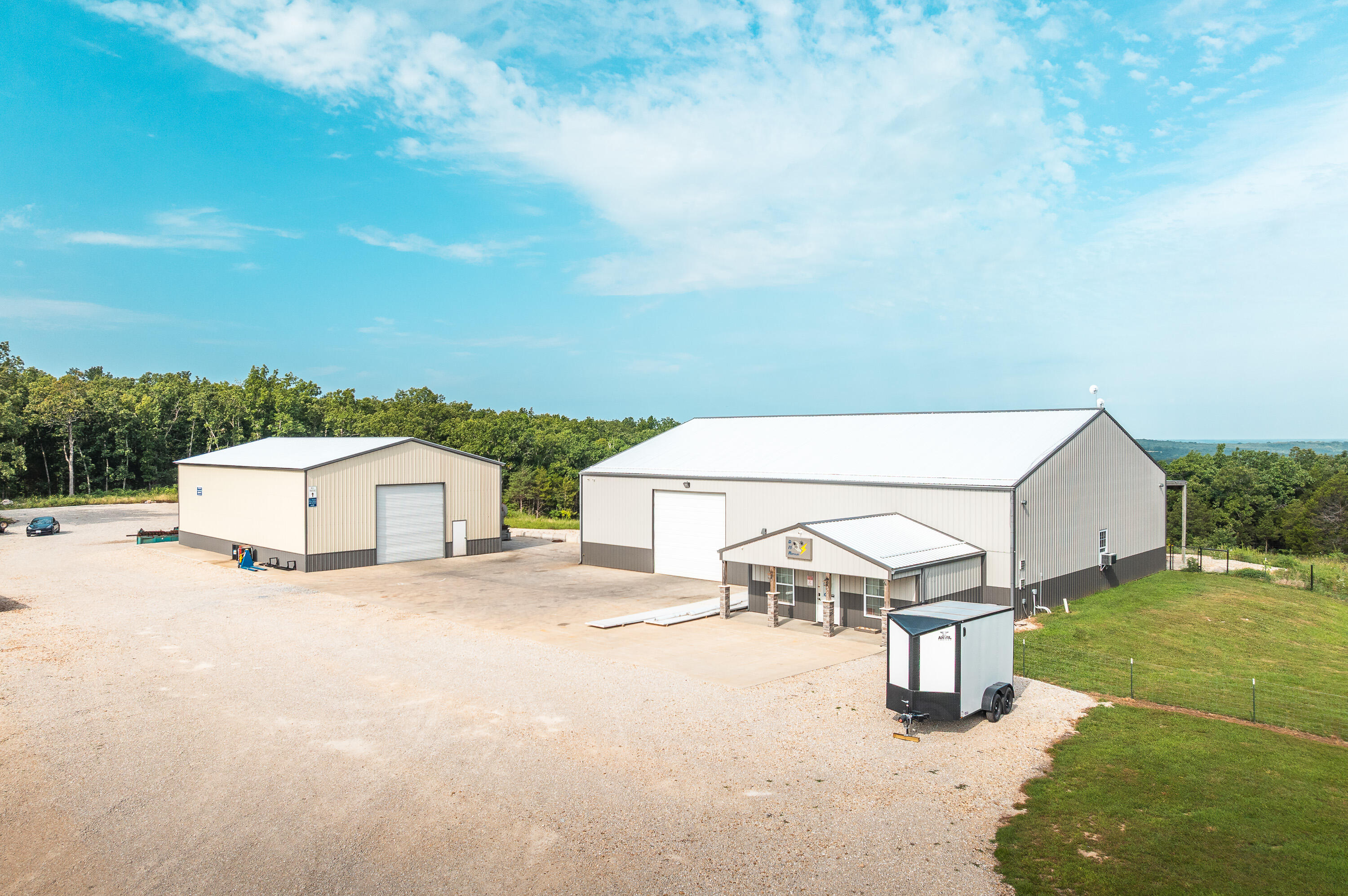 18119 State Route O Property Photo 1