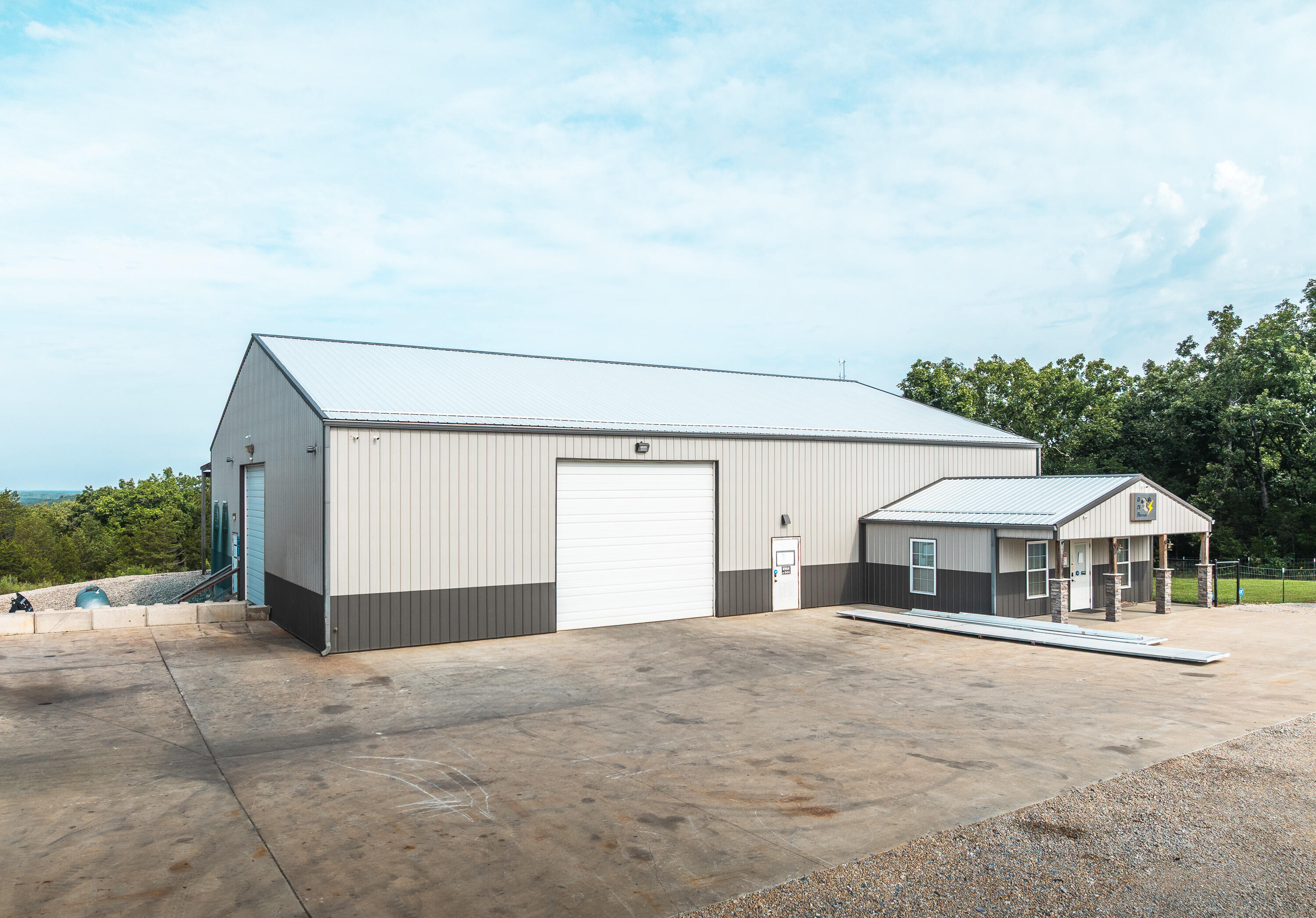 18119 State Route O Property Photo 8