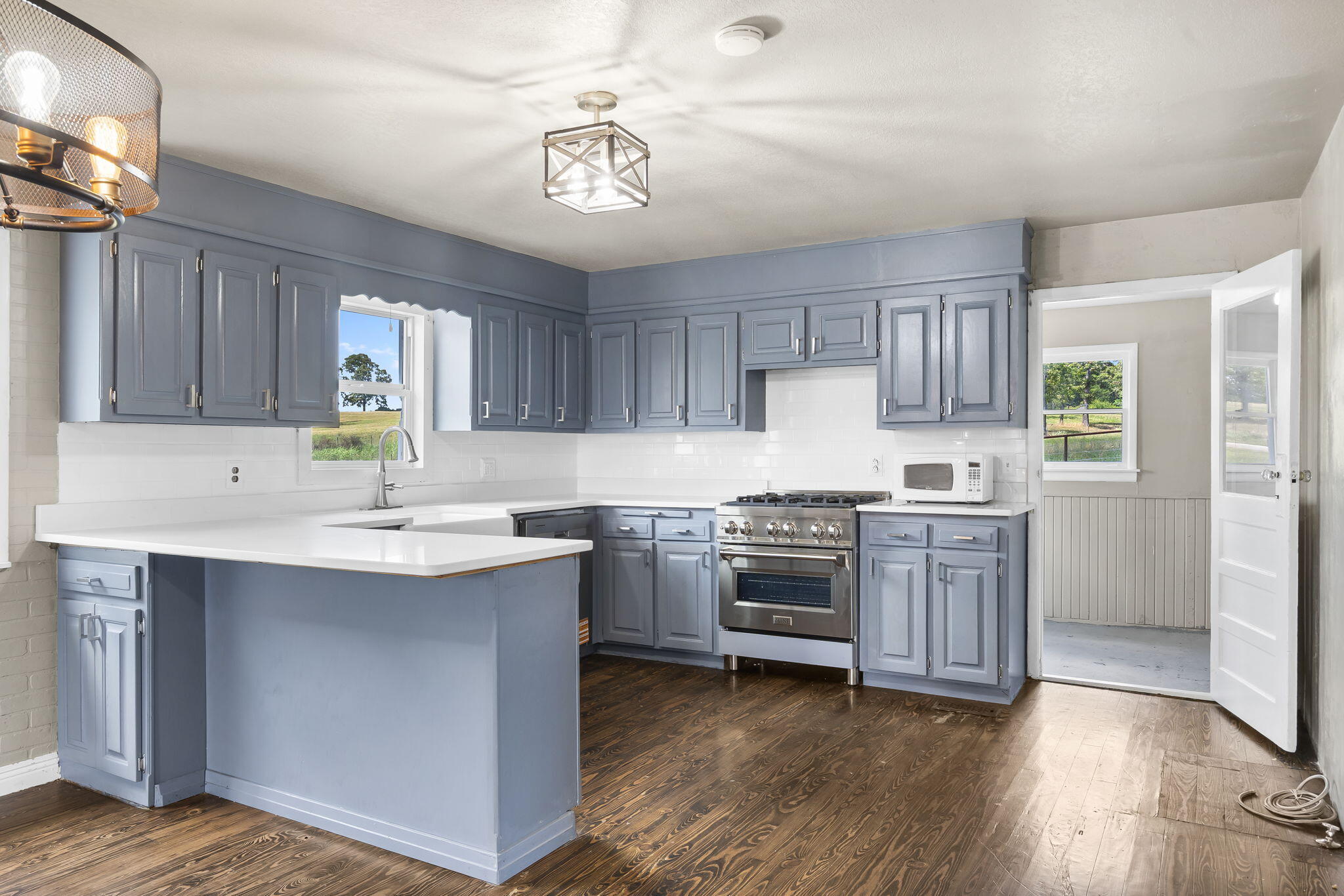 18042 Lawrence 2230 Property Photo 10
