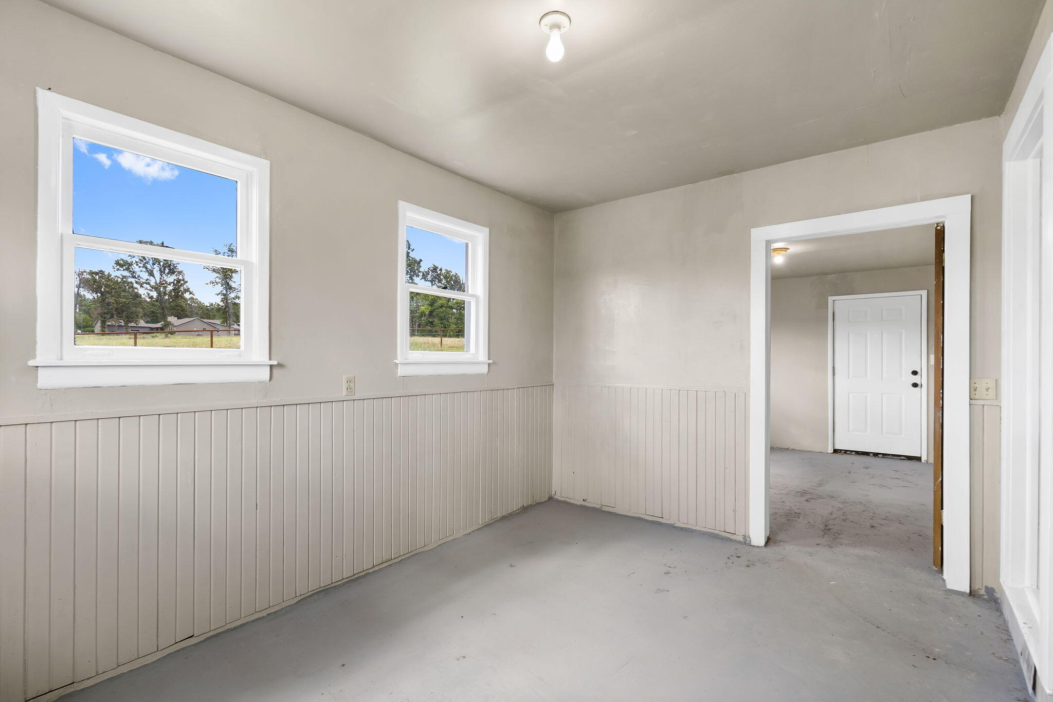 18042 Lawrence 2230 Property Photo 17