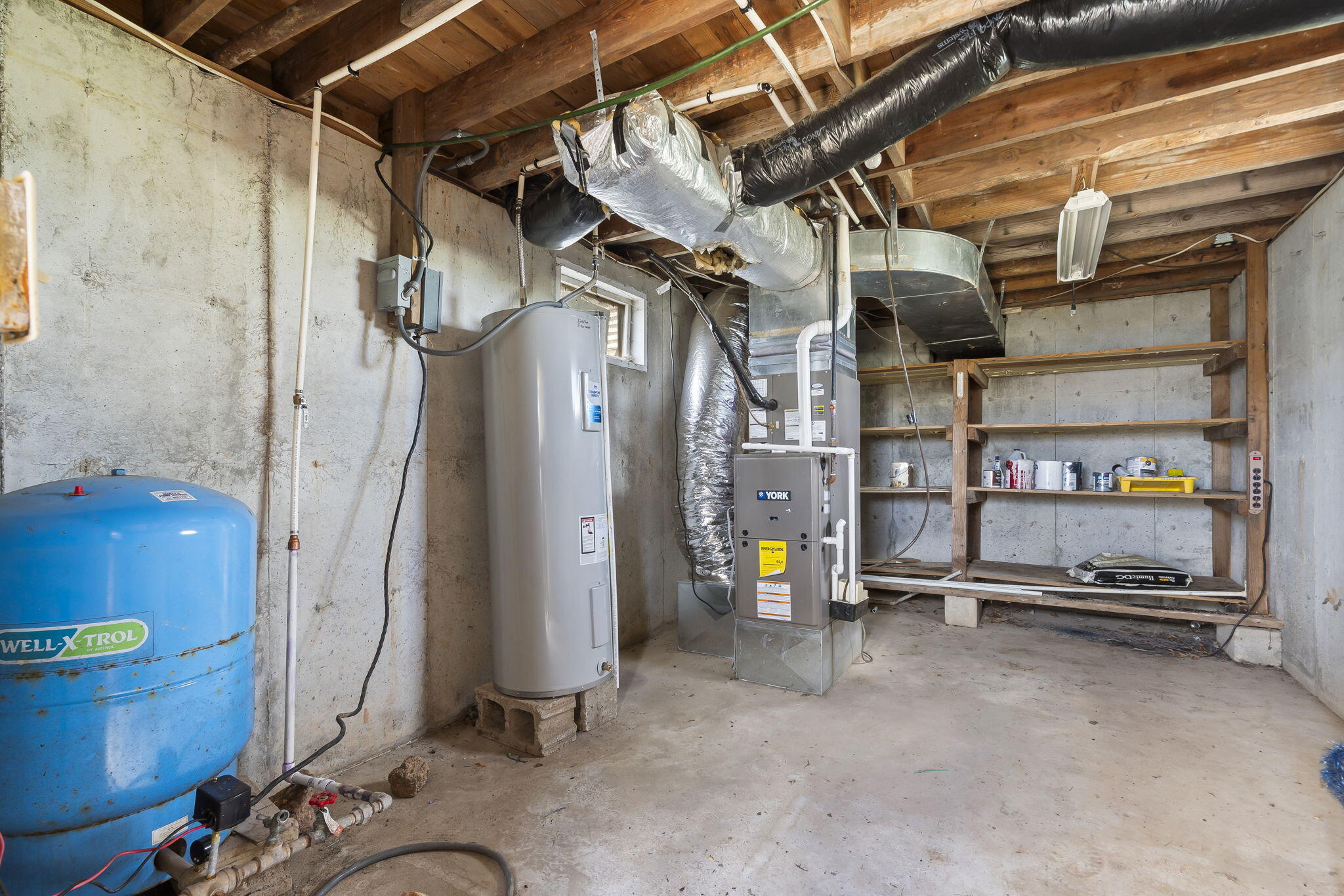 18042 Lawrence 2230 Property Photo 19