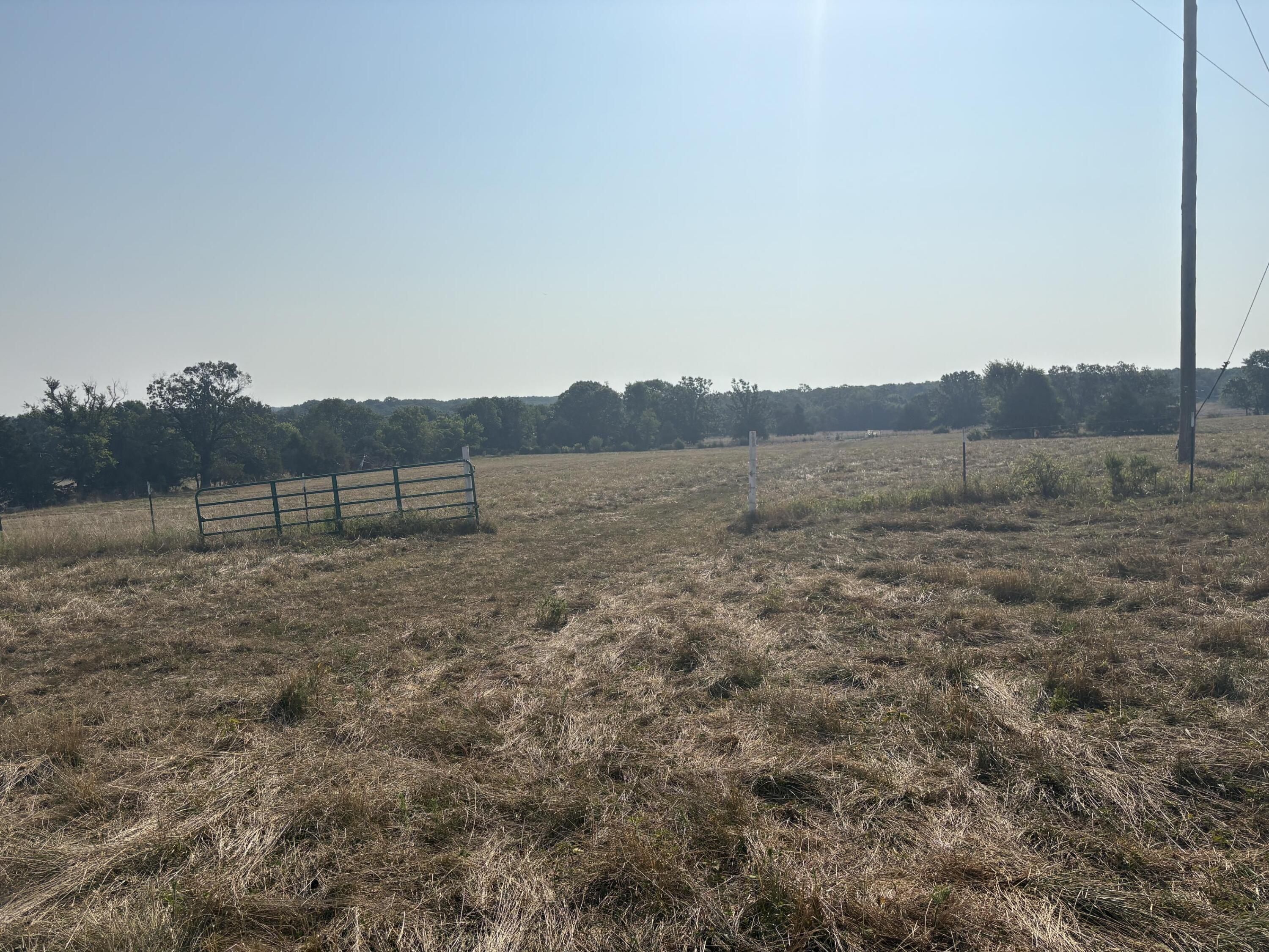 000 Farm Road 1220 Property Photo 4