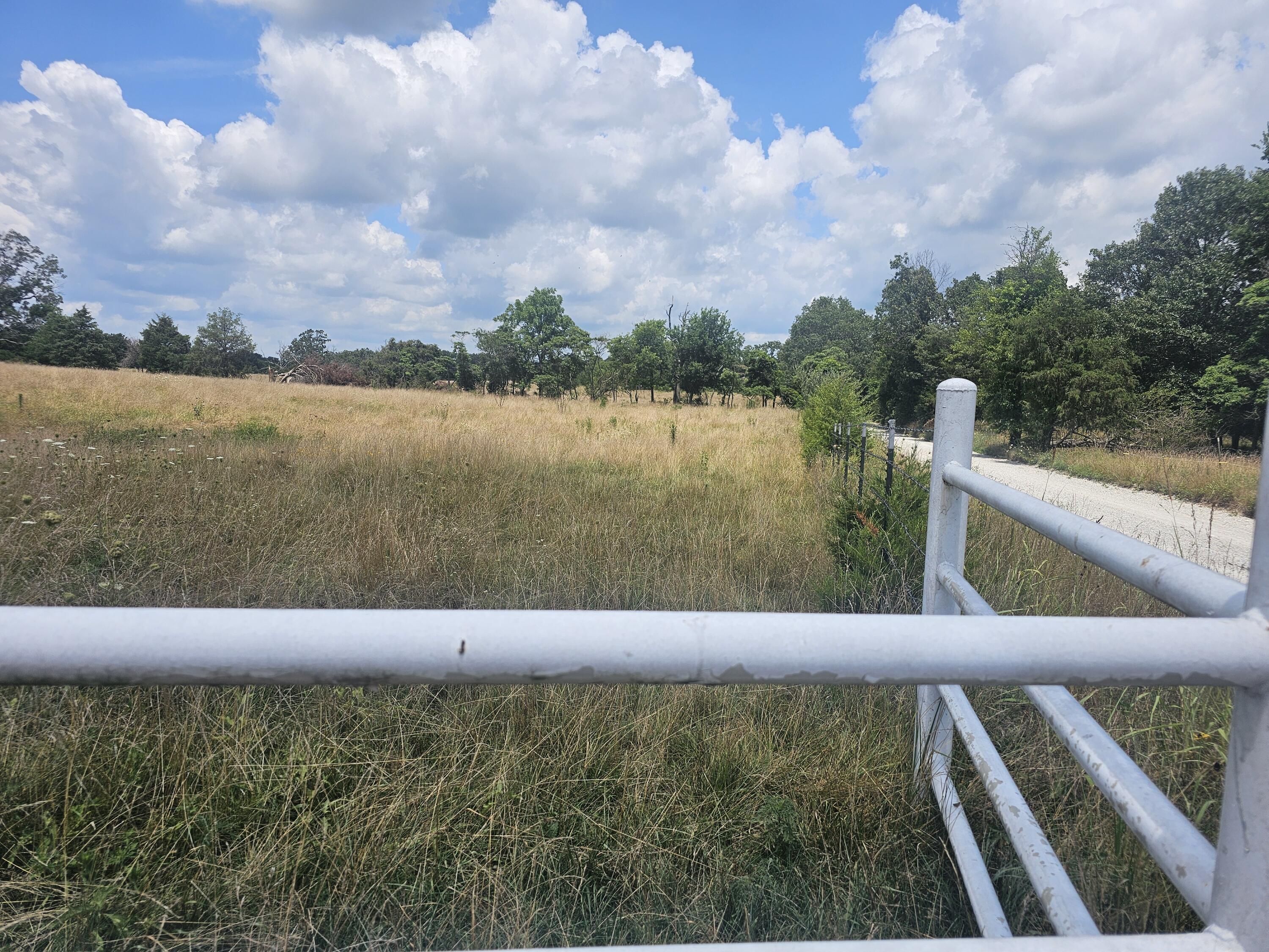 000 Farm Road 1220 Property Photo 10