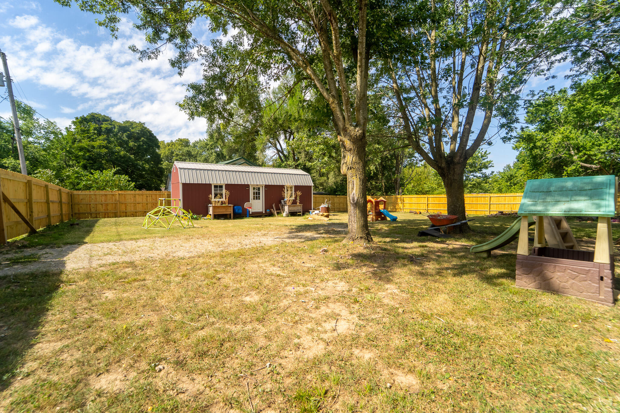 245 Old Aurora Road Property Photo 18