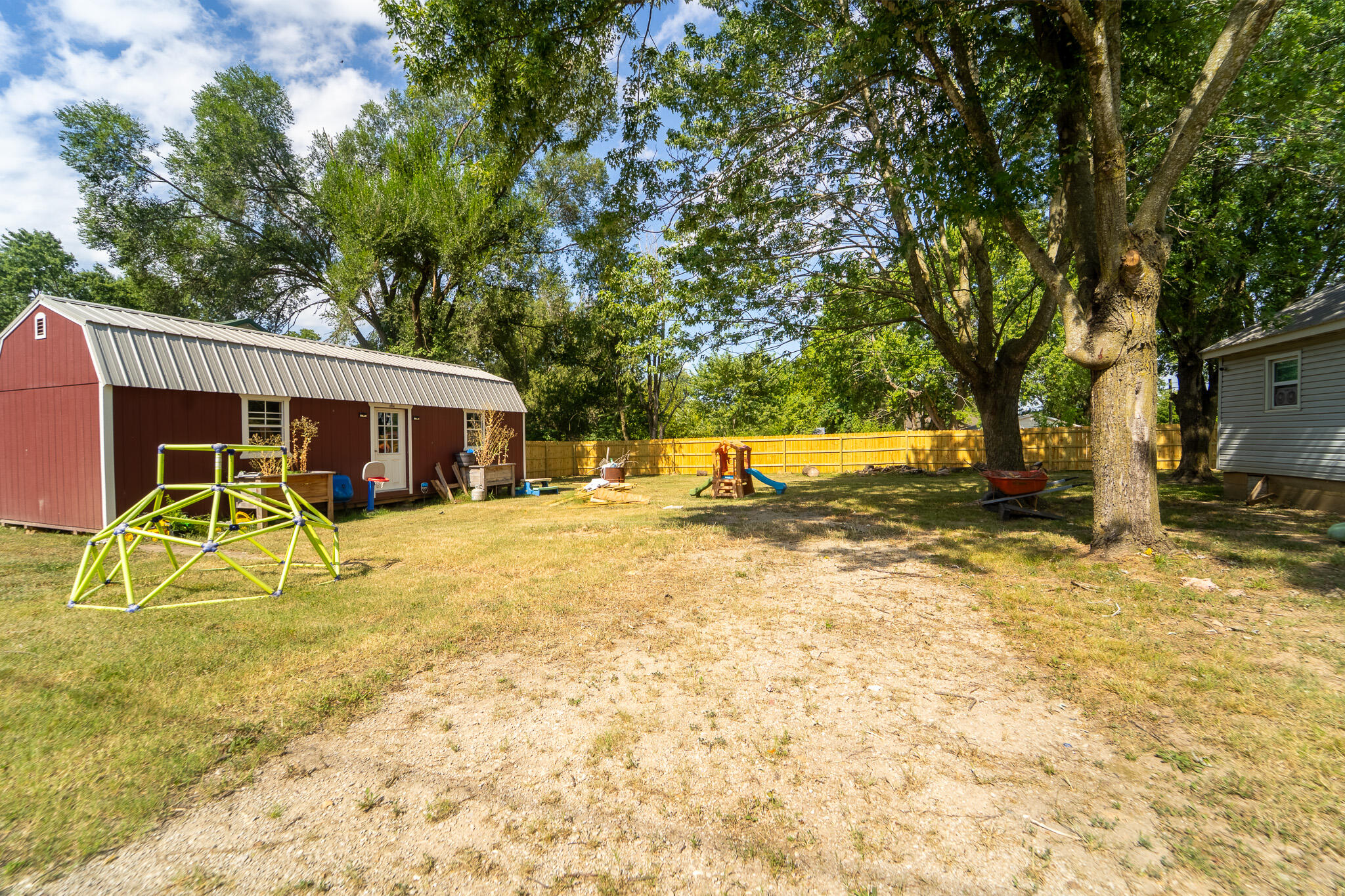 245 Old Aurora Road Property Photo 22