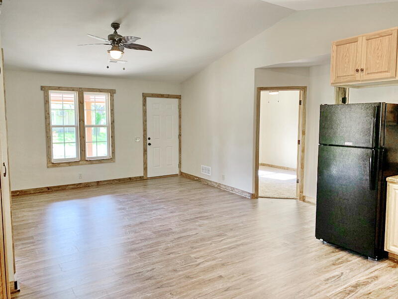 802 South Jackson Street Property Photo 5