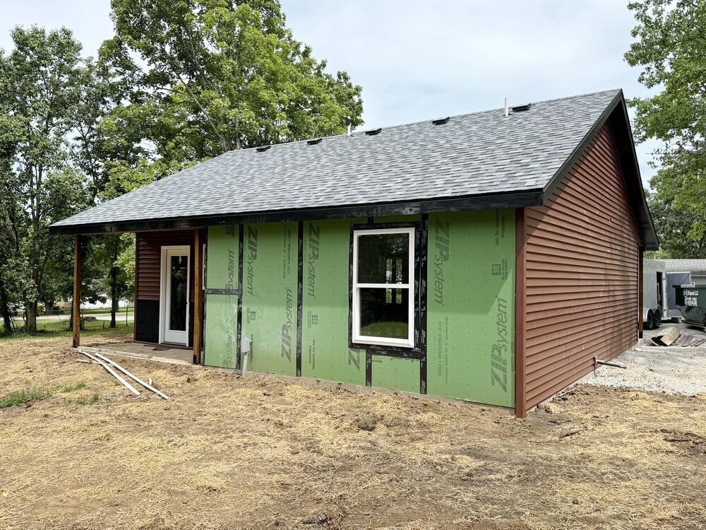206 West Fields Boulevard Property Photo 11