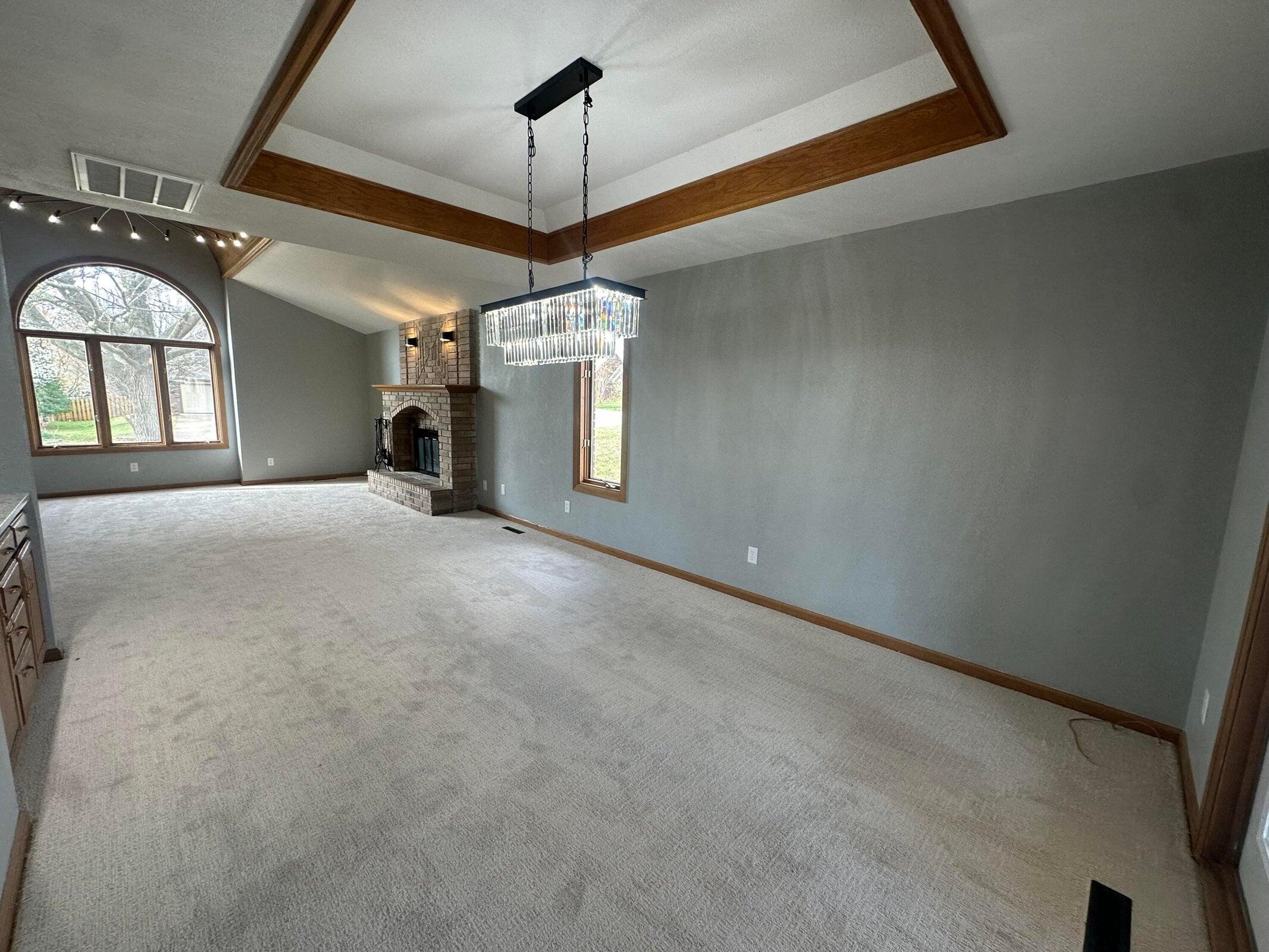 751 West Sherwood Drive Property Photo 15