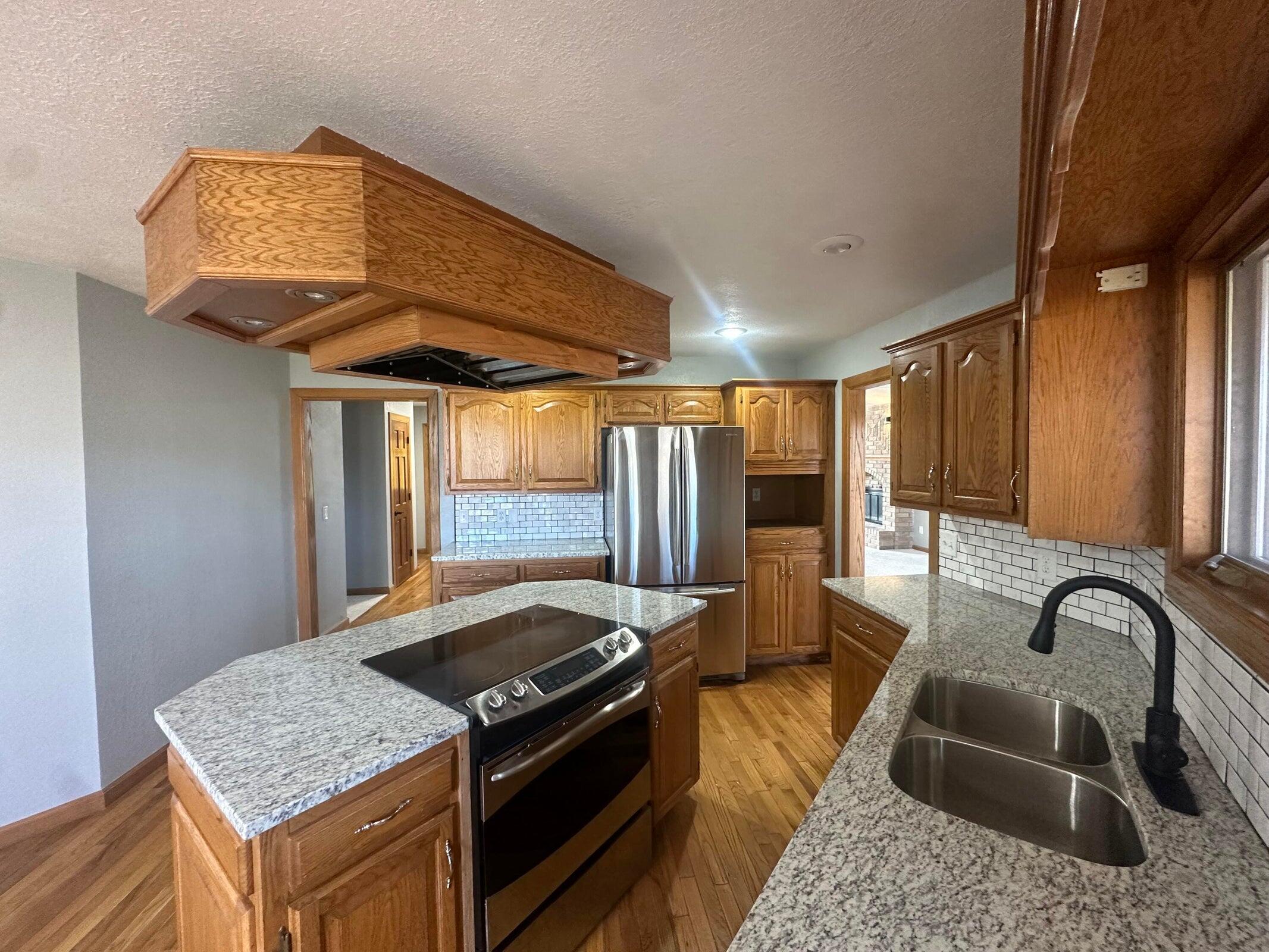 751 West Sherwood Drive Property Photo 19