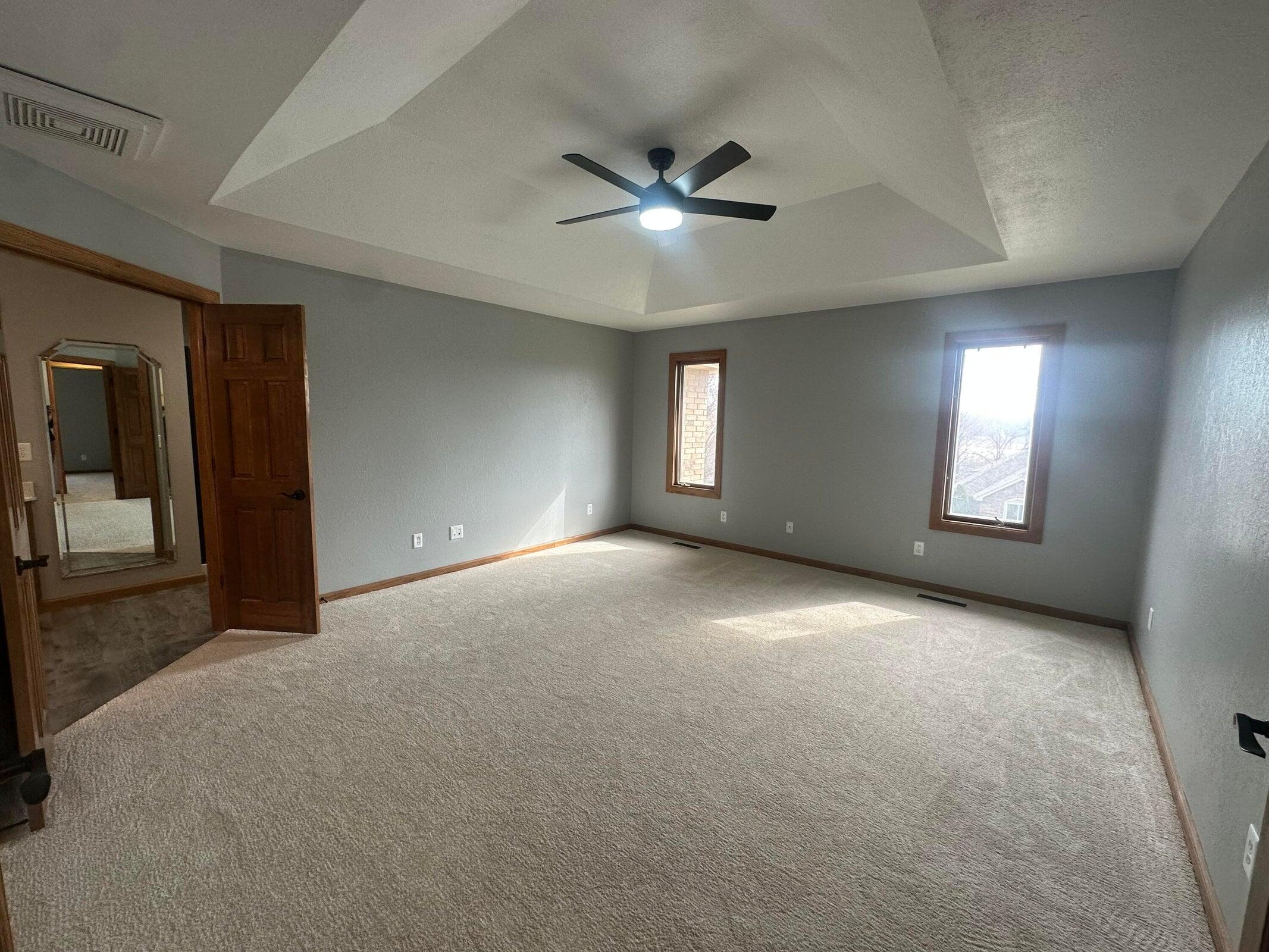 751 West Sherwood Drive Property Photo 23