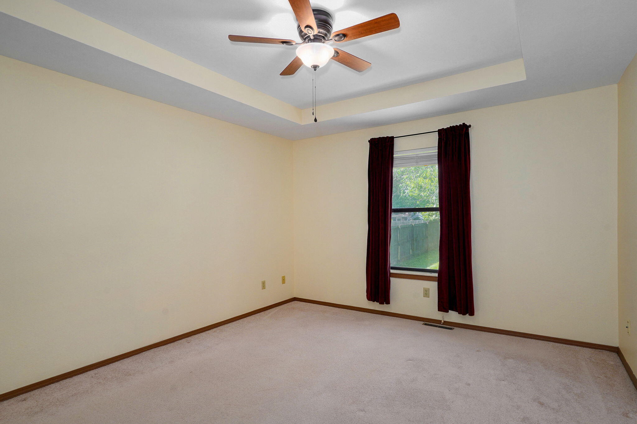 2455 West Roxbury Street Property Photo 14