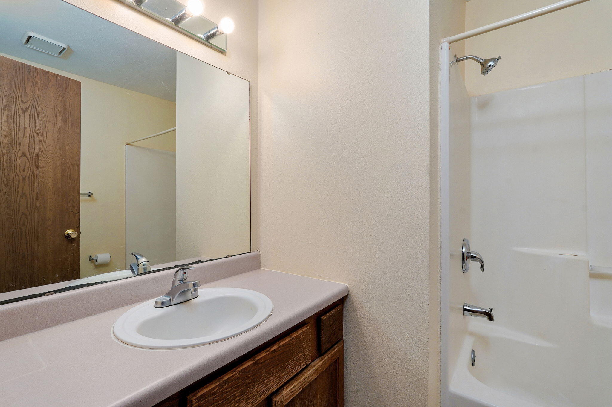 2455 West Roxbury Street Property Photo 19