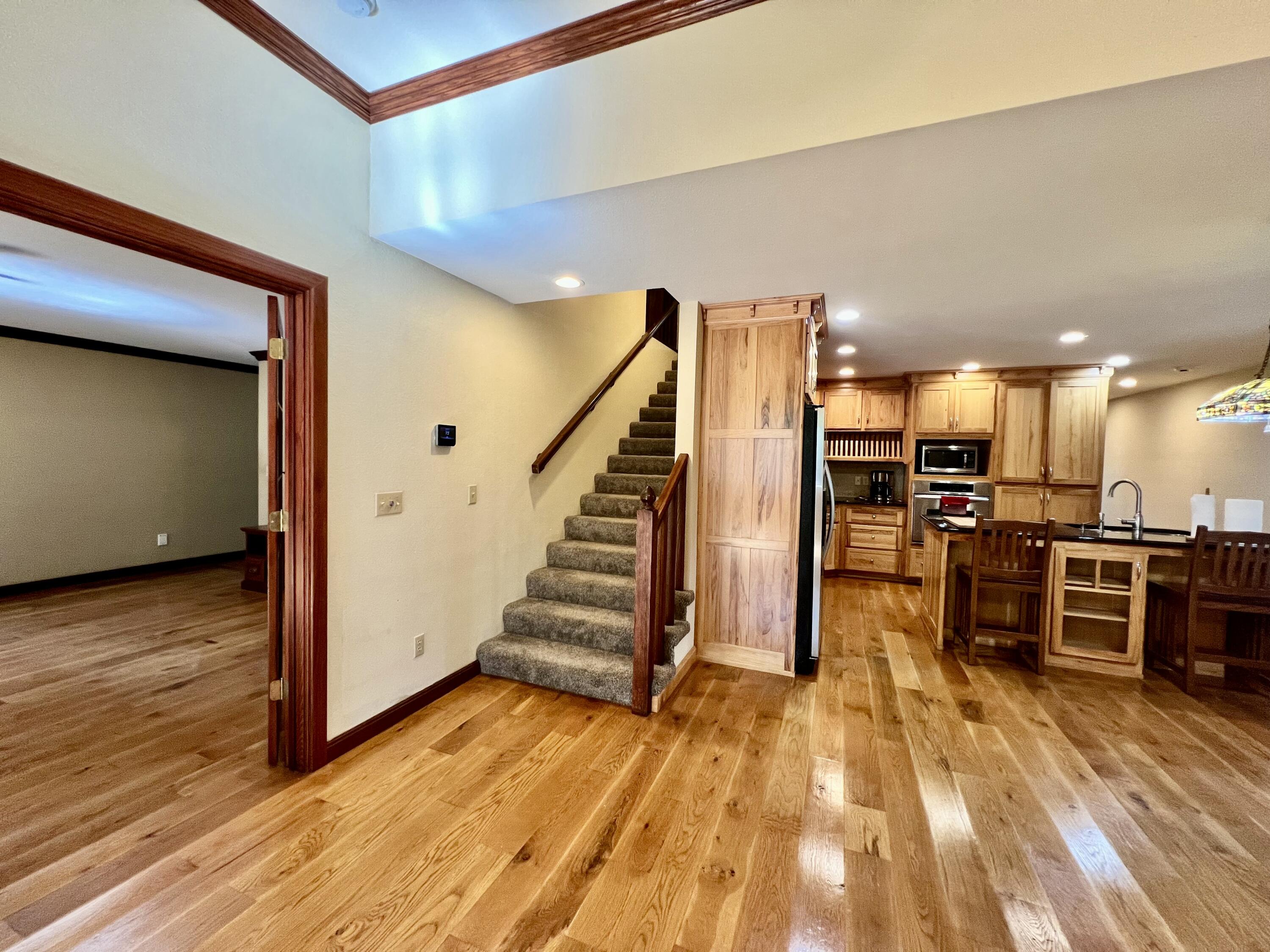 646 Rosewood Drive Property Photo 28