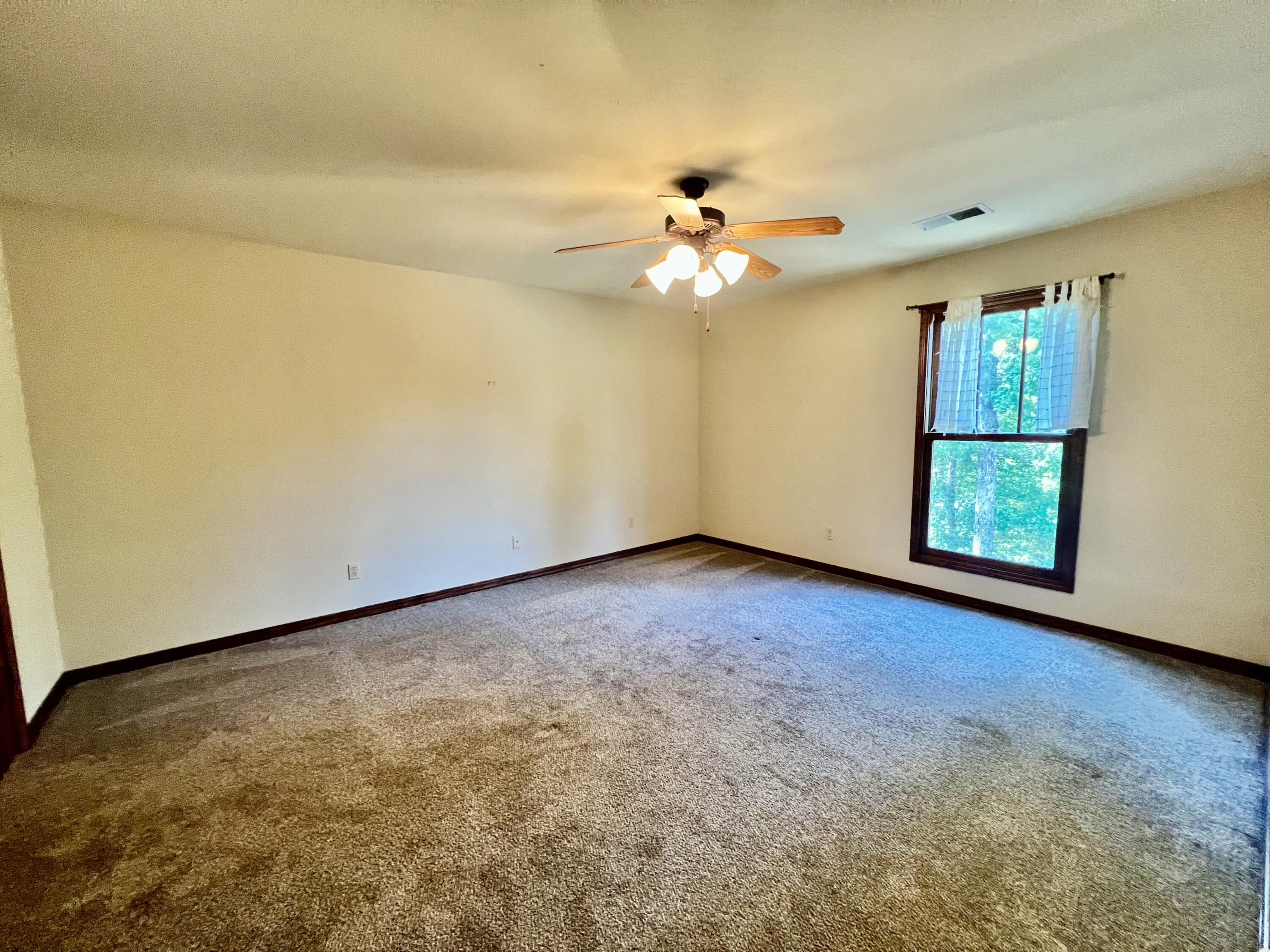 646 Rosewood Drive Property Photo 29