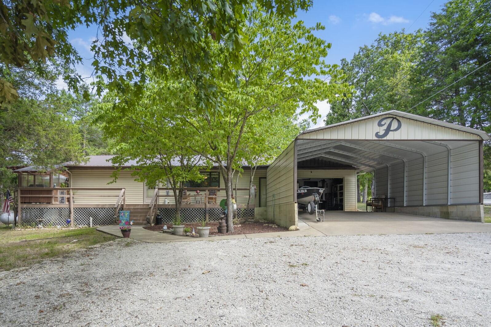 1101 Lake Bluff Drive Property Photo 1