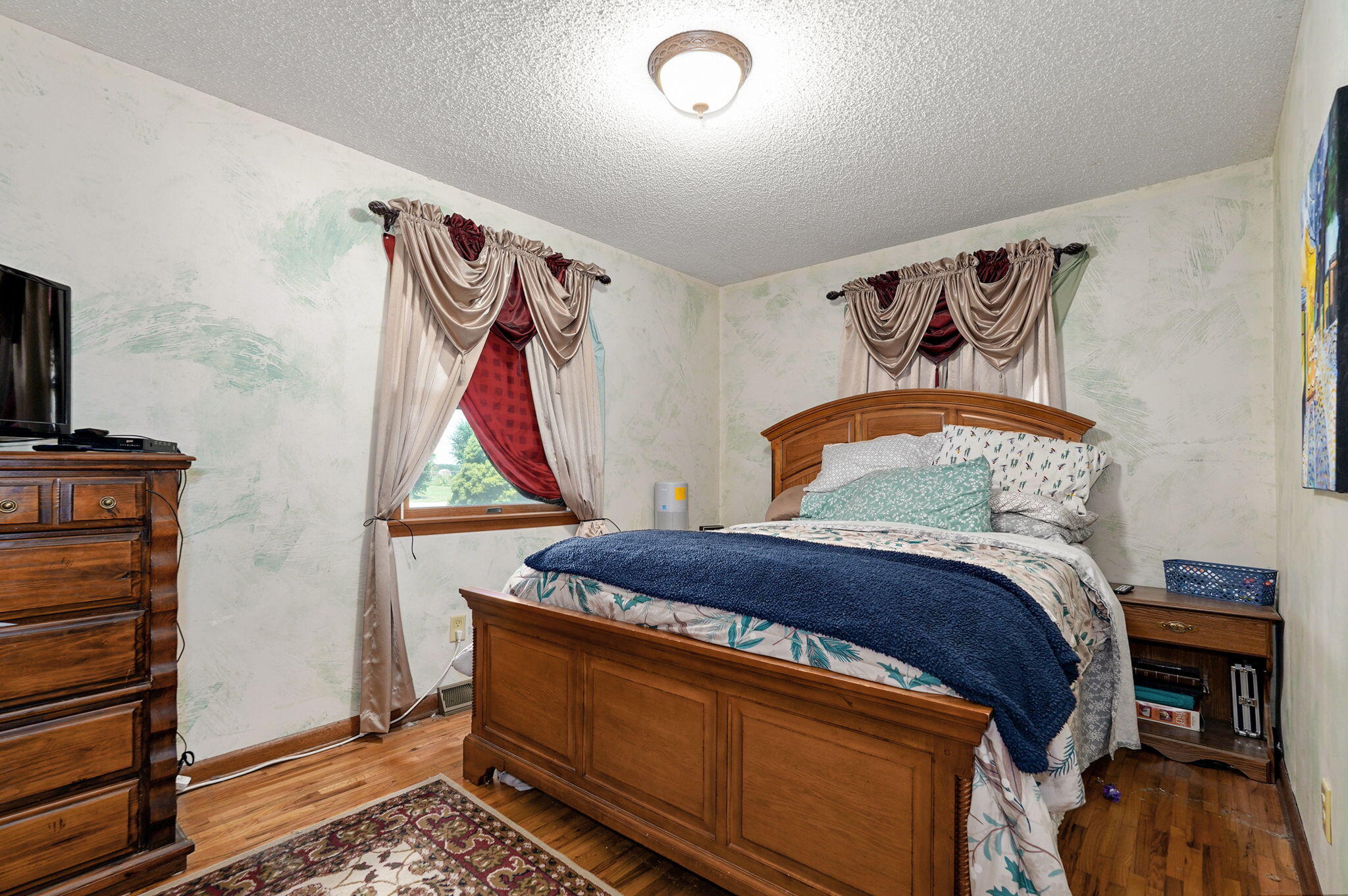 206 East Dennis Street Property Photo 22