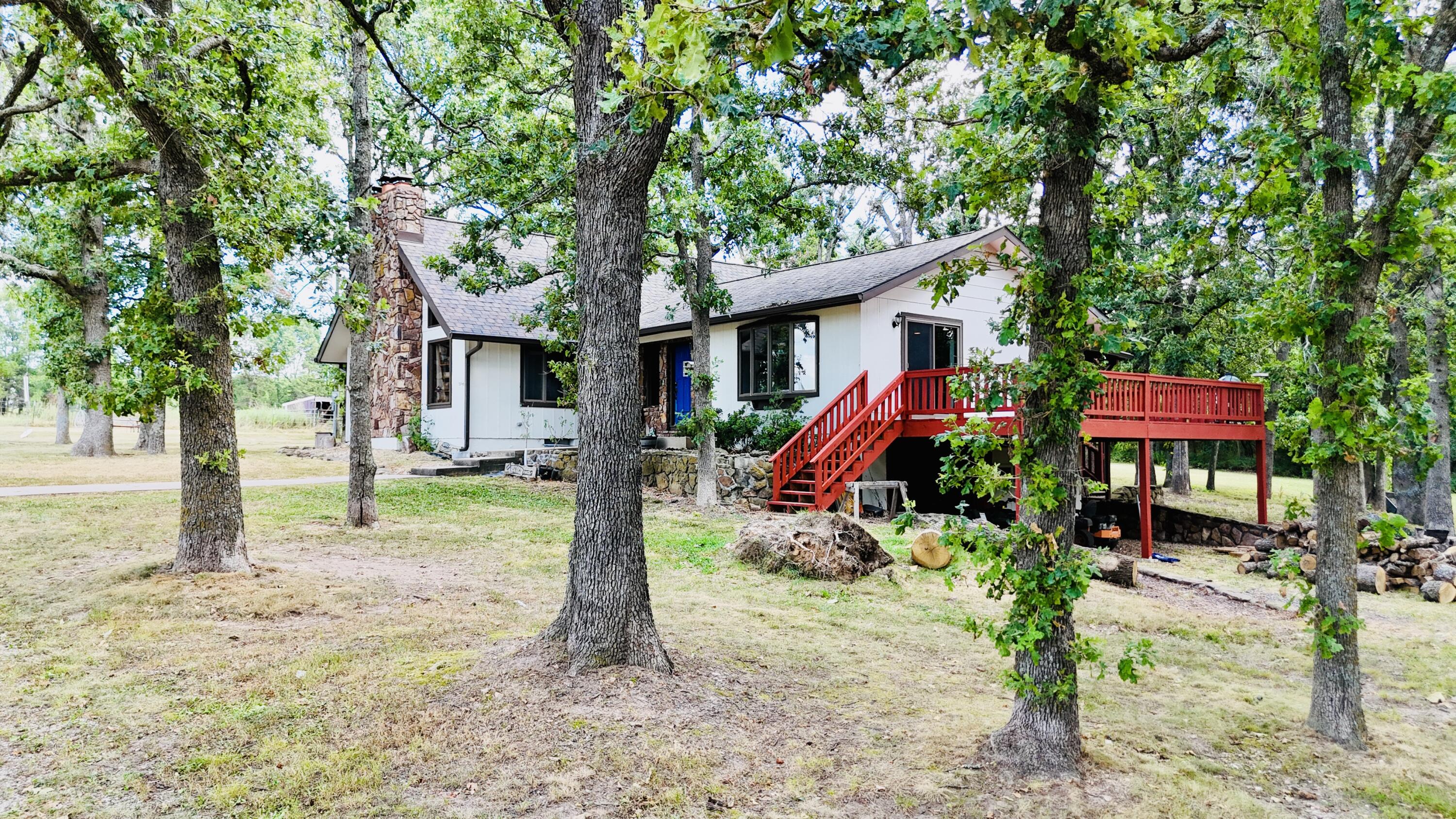19860 Lawrence 1090 Property Photo 7