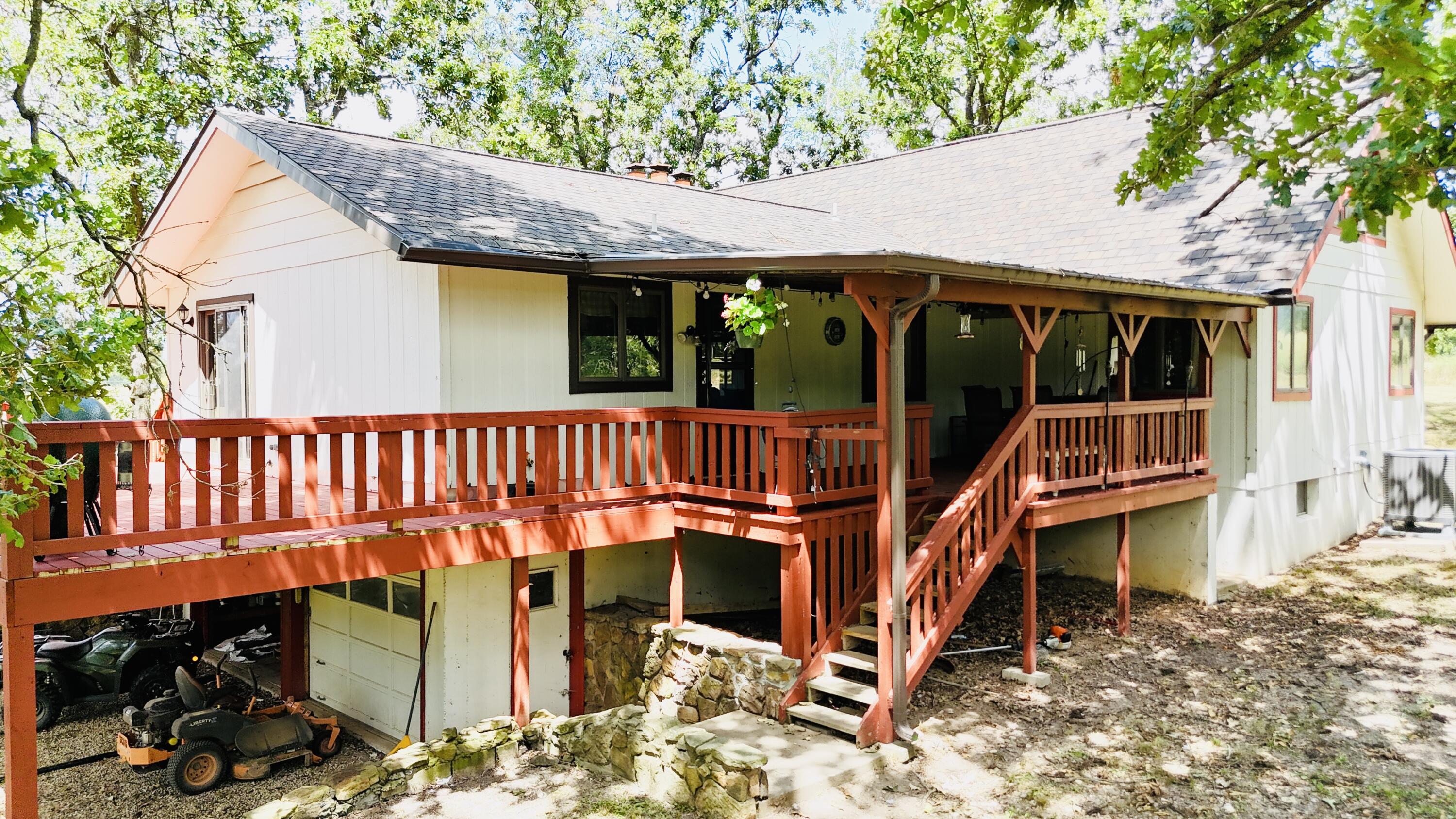19860 Lawrence 1090 Property Photo 8
