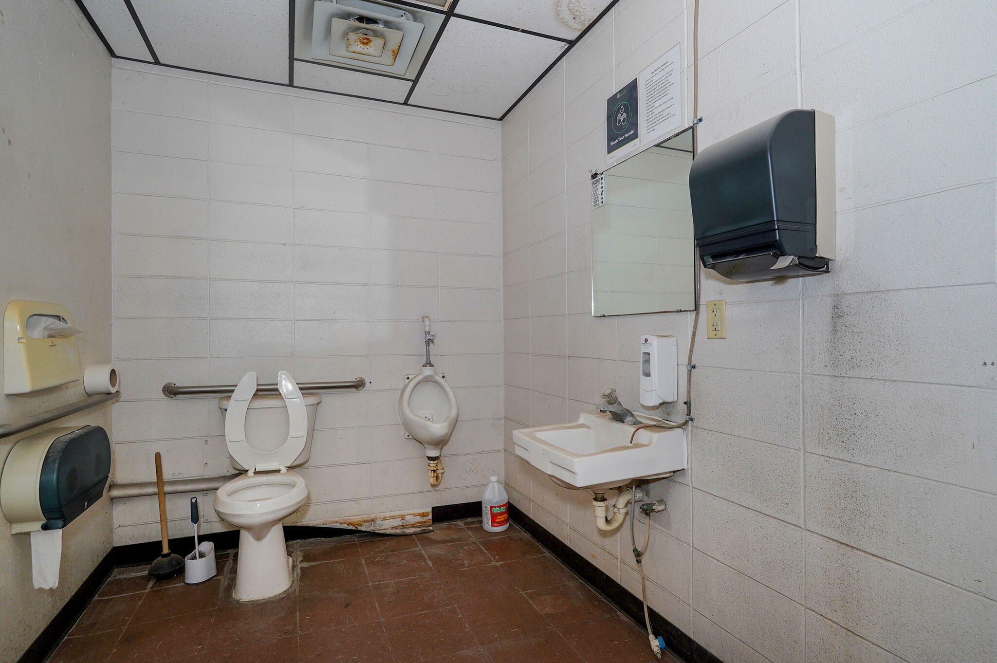 1301 West Webster Street Property Photo 15