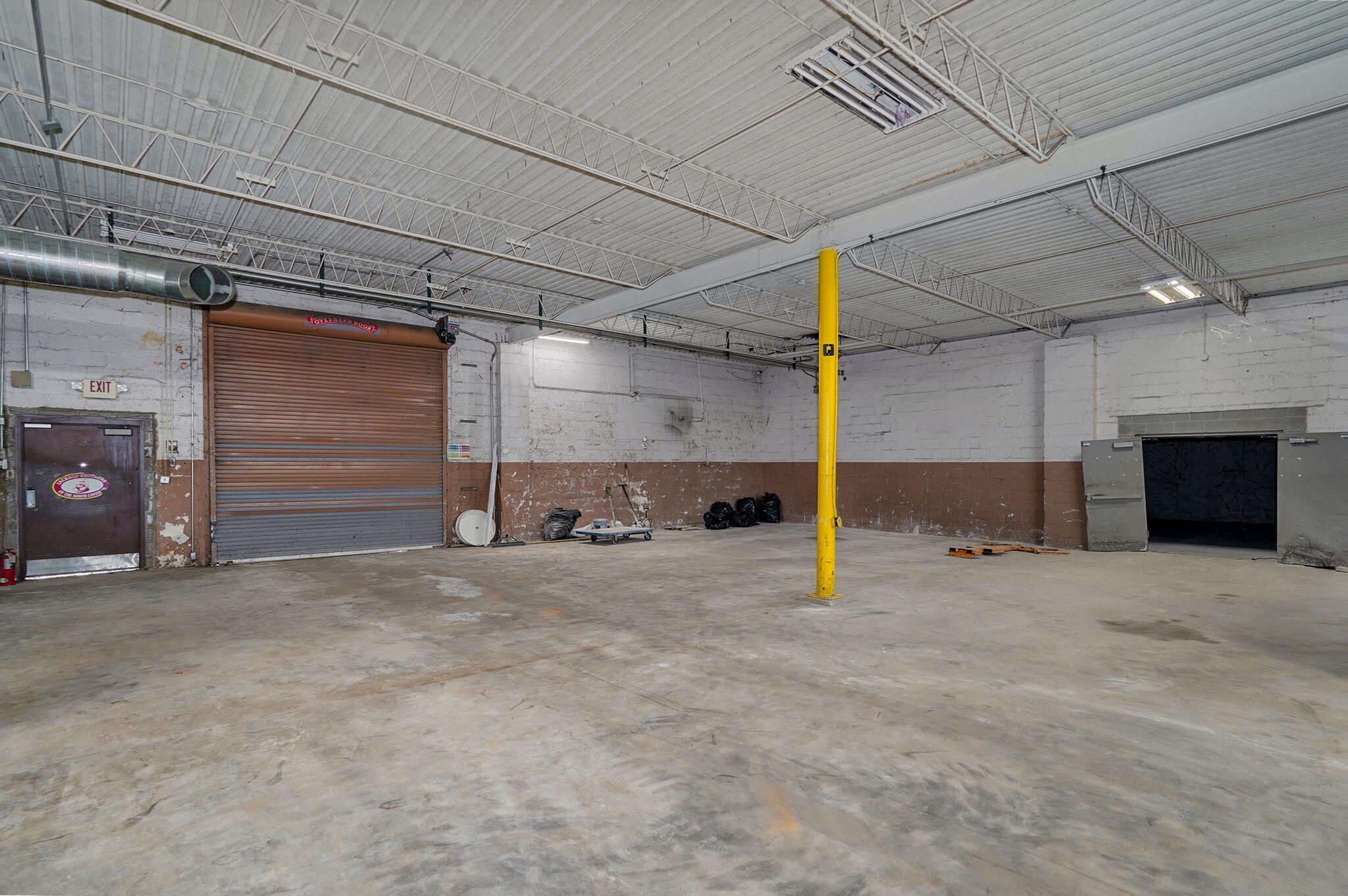 1301 West Webster Street Property Photo 19