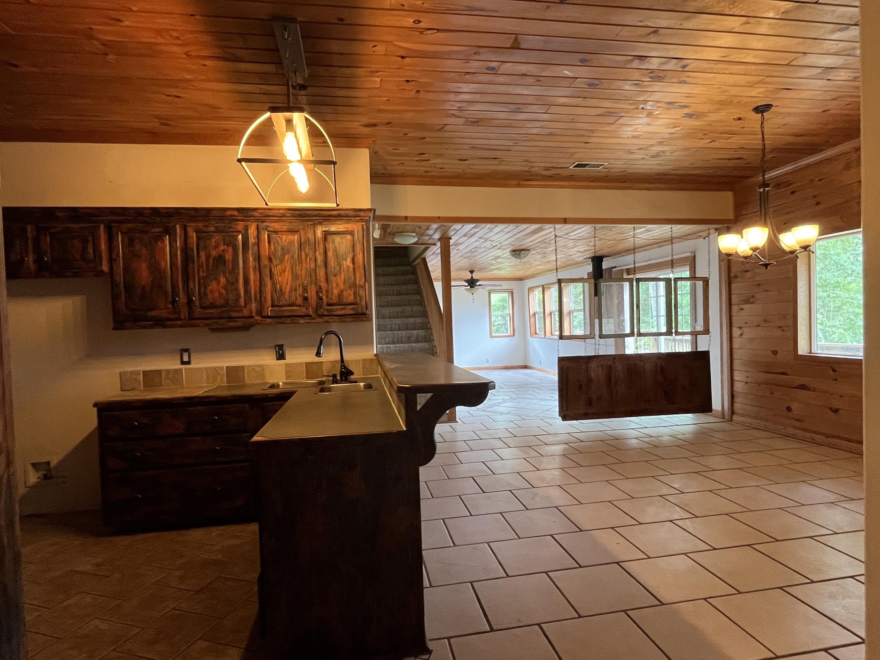 58 Jersey Lane Property Photo 8