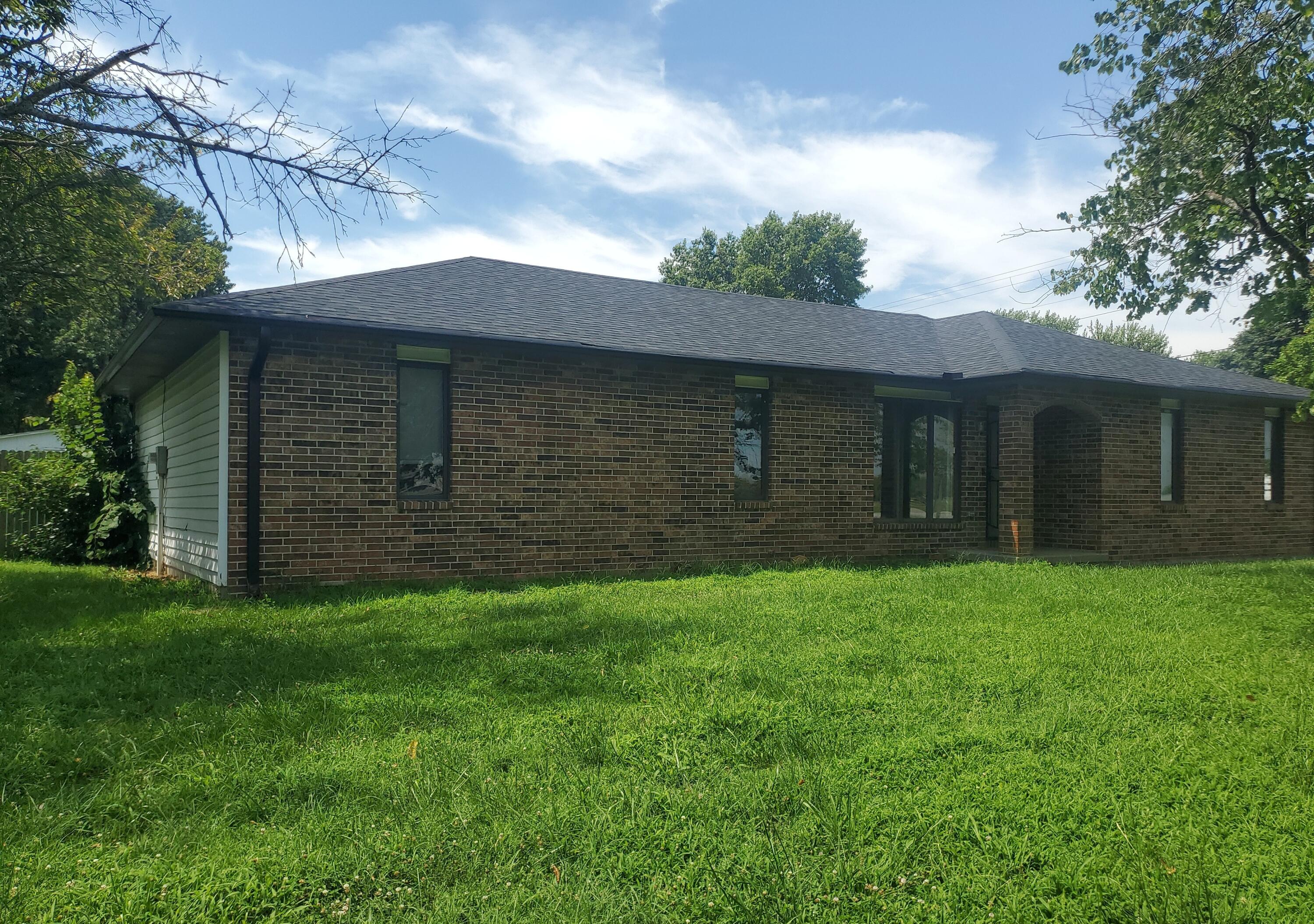 2206 West South Street Property Photo 1