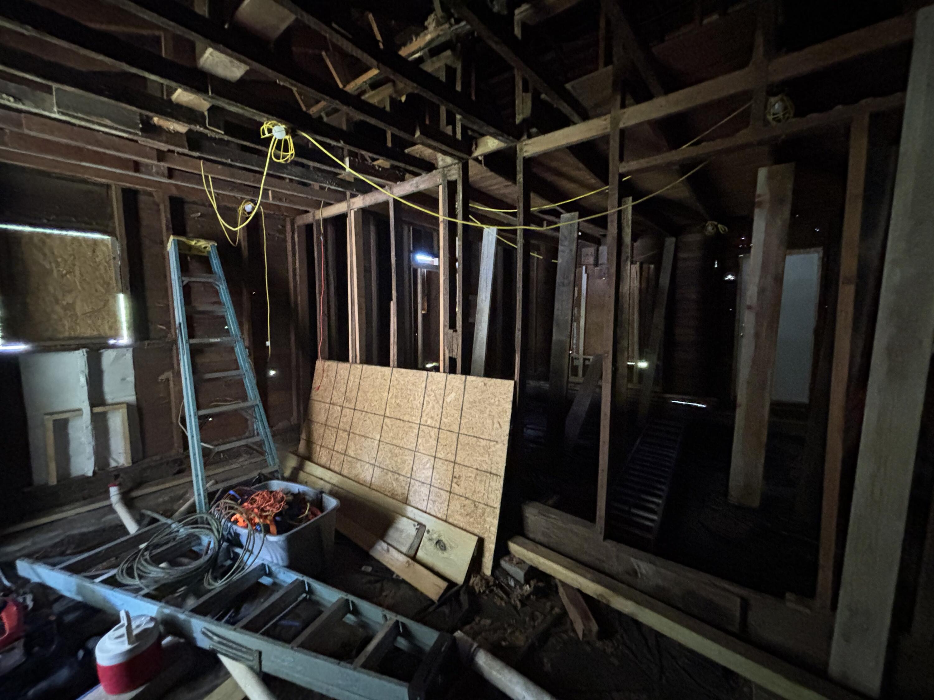 226 South Dunnegan Avenue Property Photo 3