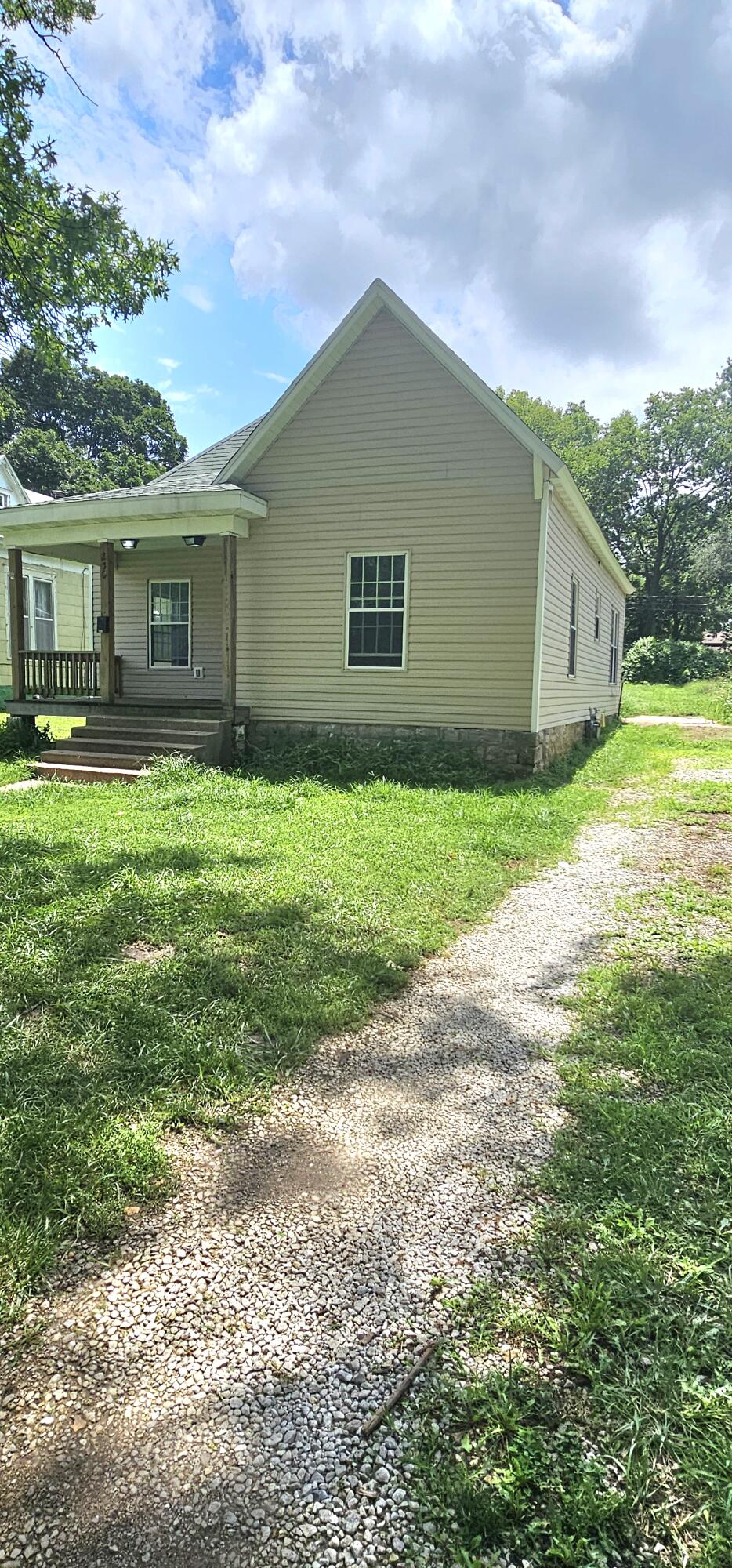 830 West Scott Street Property Photo 14