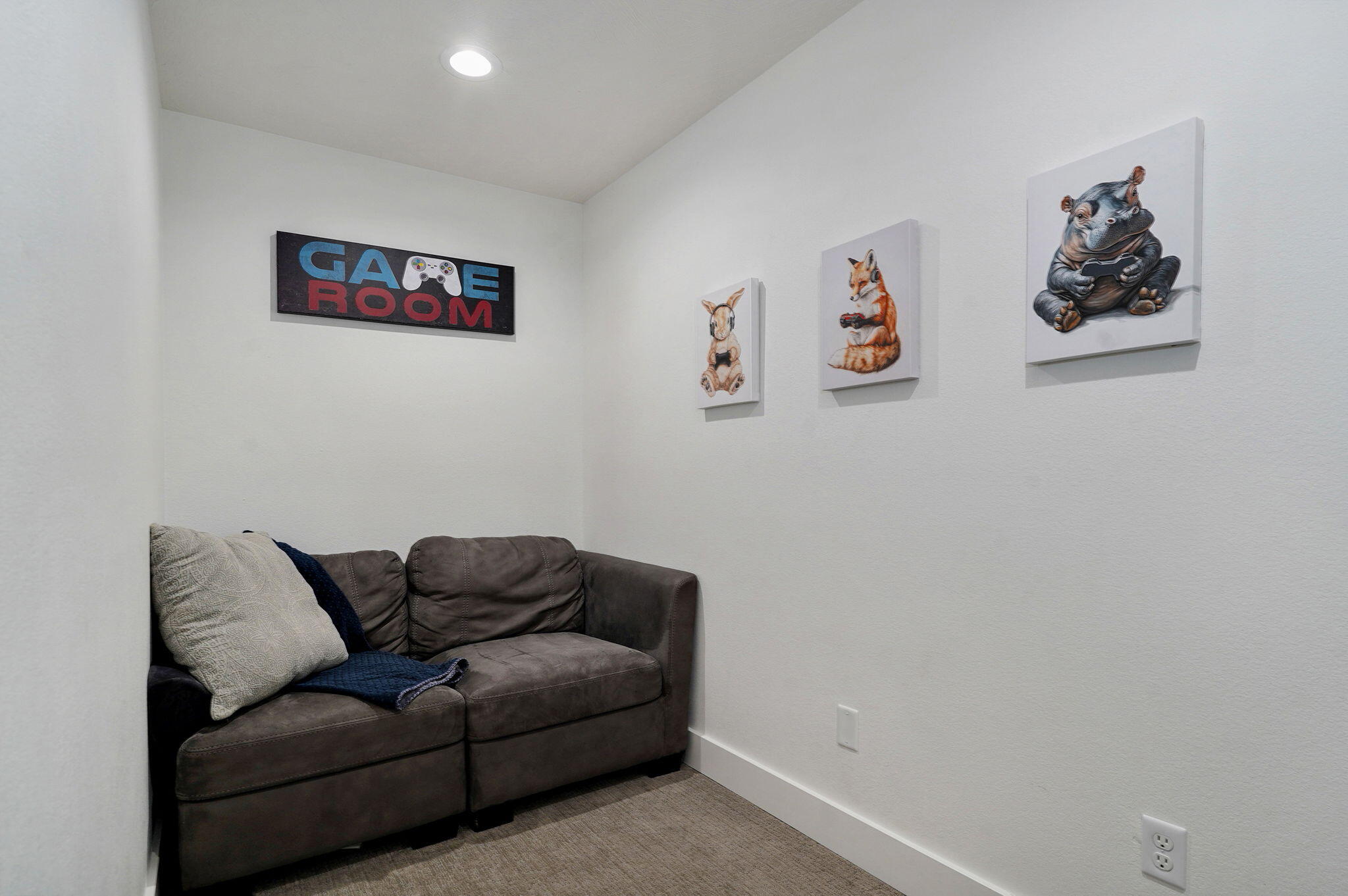 6116 South Hampton Avenue Property Photo 39