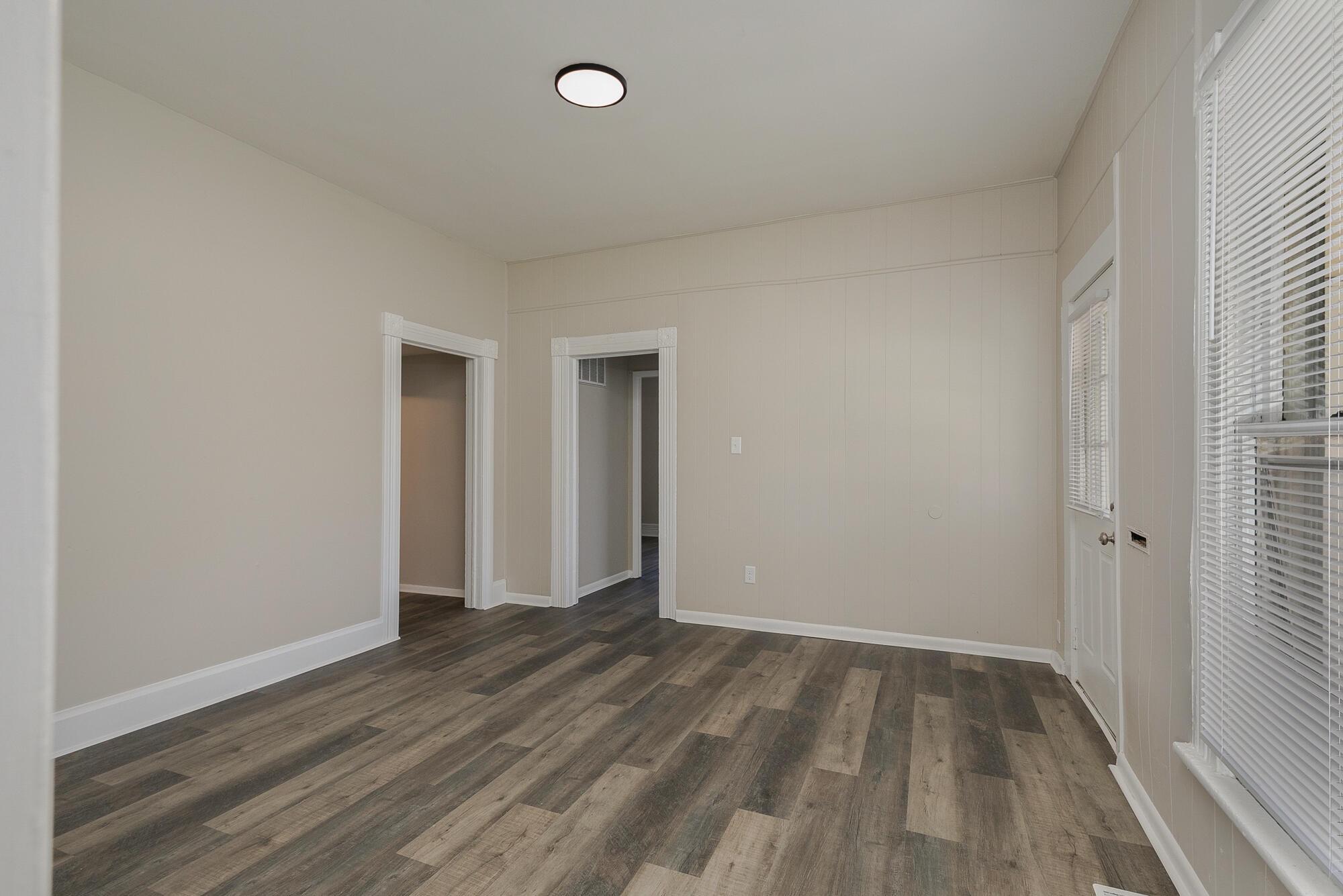 2125 North National Avenue Property Photo 5