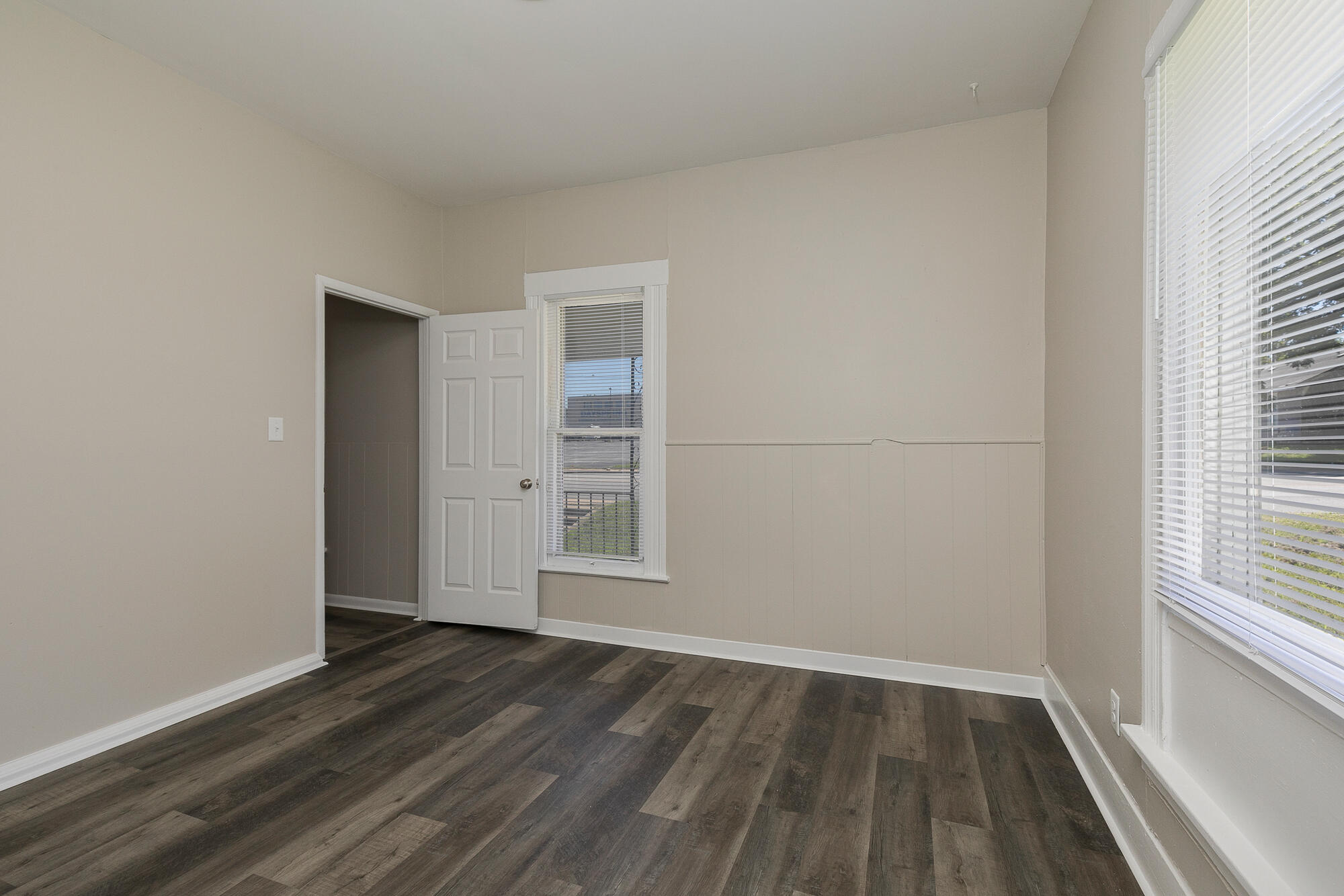 2125 North National Avenue Property Photo 16