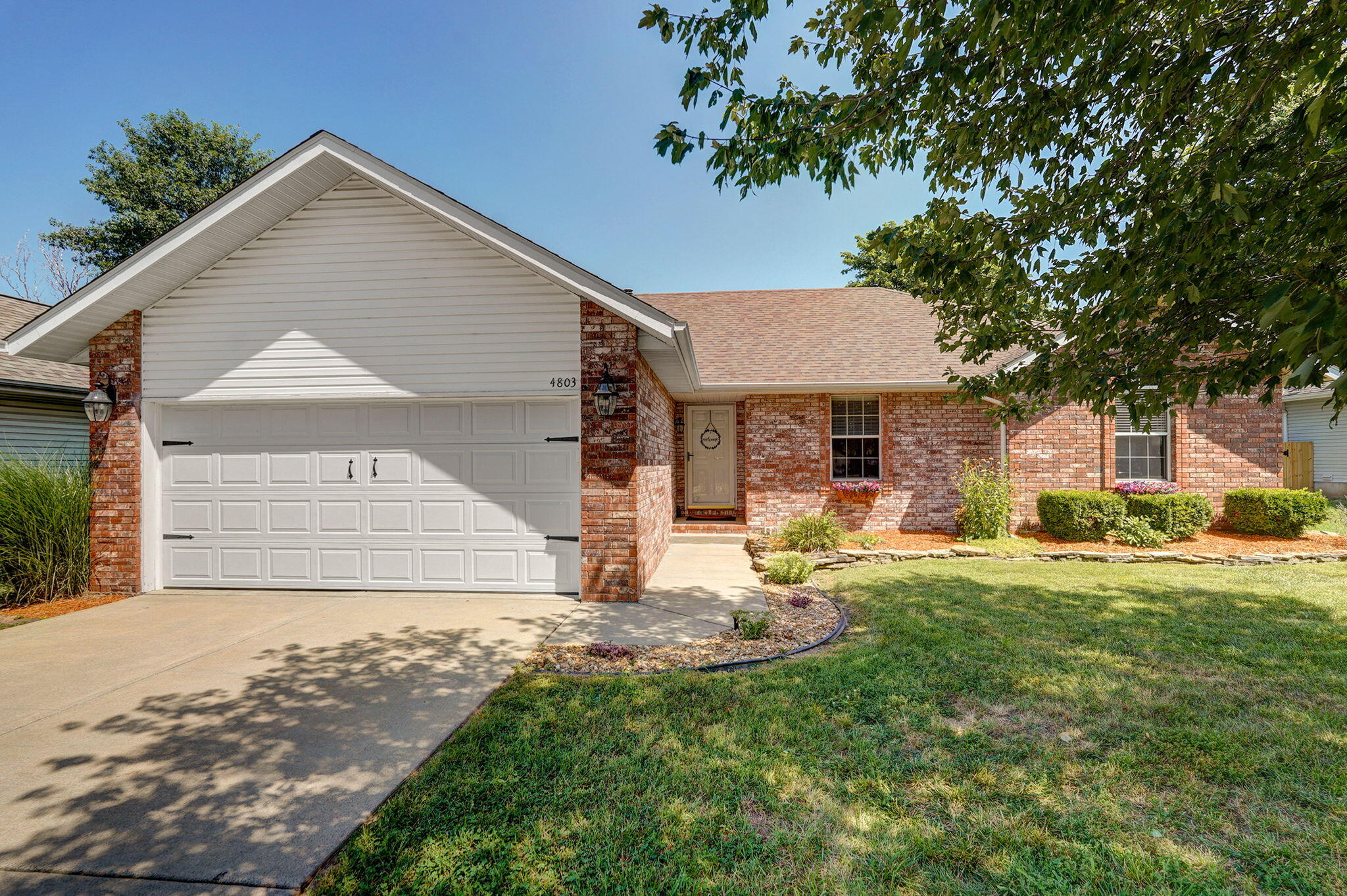4803 West Tilden Court Property Photo 1