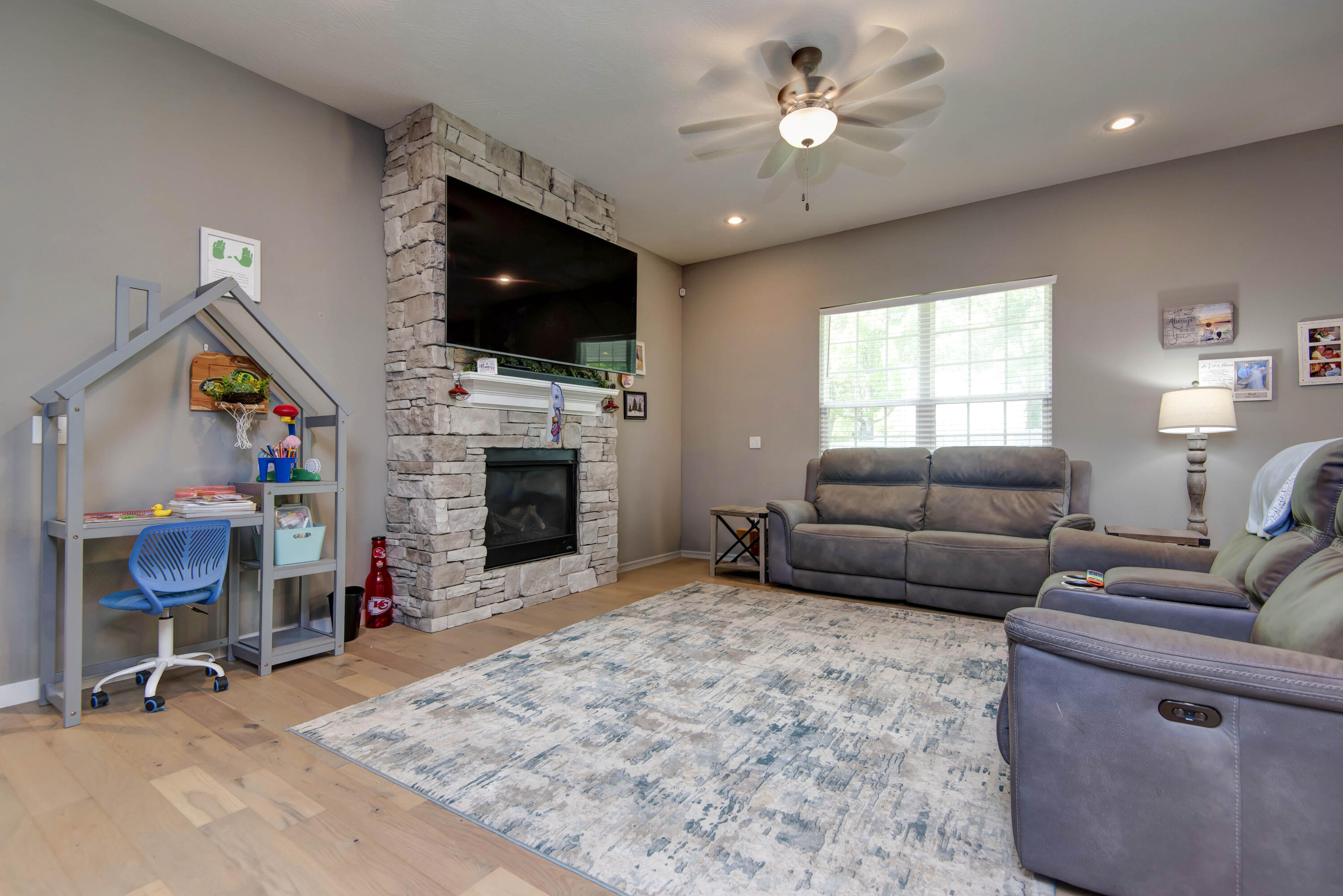 721 Rippling Creek Road Property Photo 7