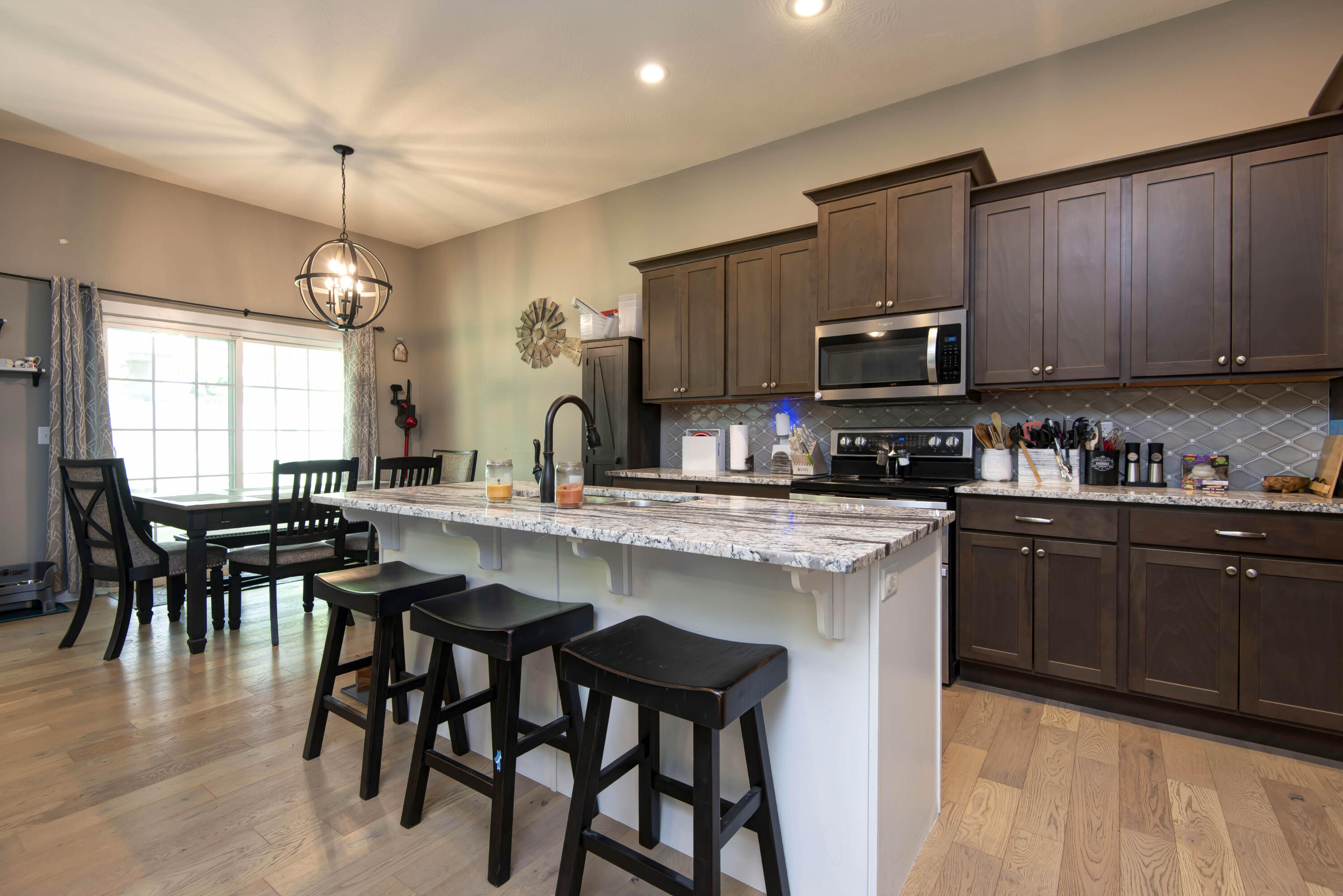 721 Rippling Creek Road Property Photo 11