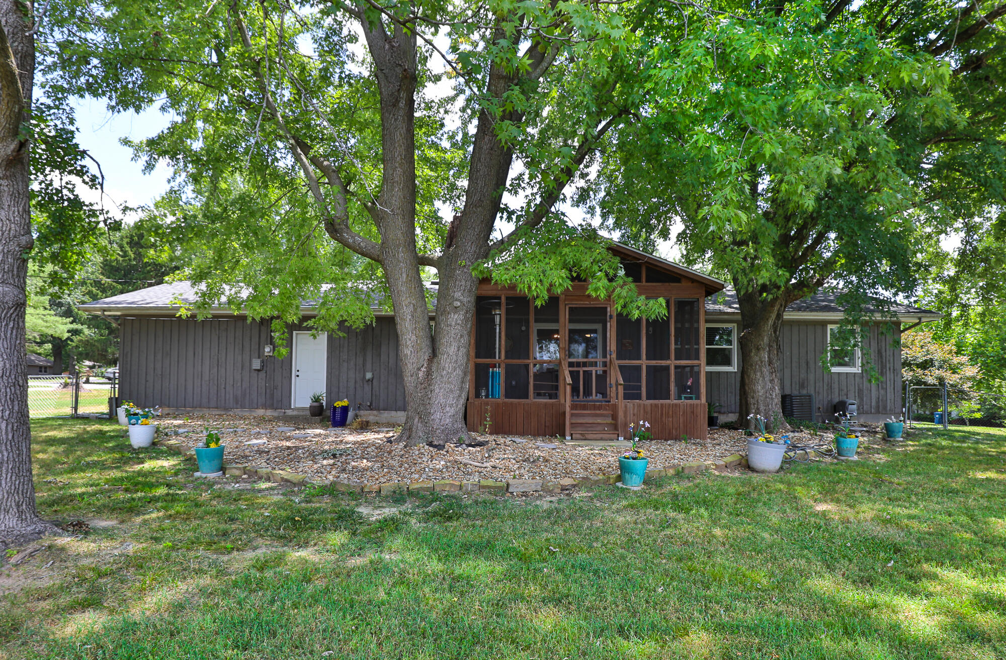 1711 South 11th Avenue Property Photo 25
