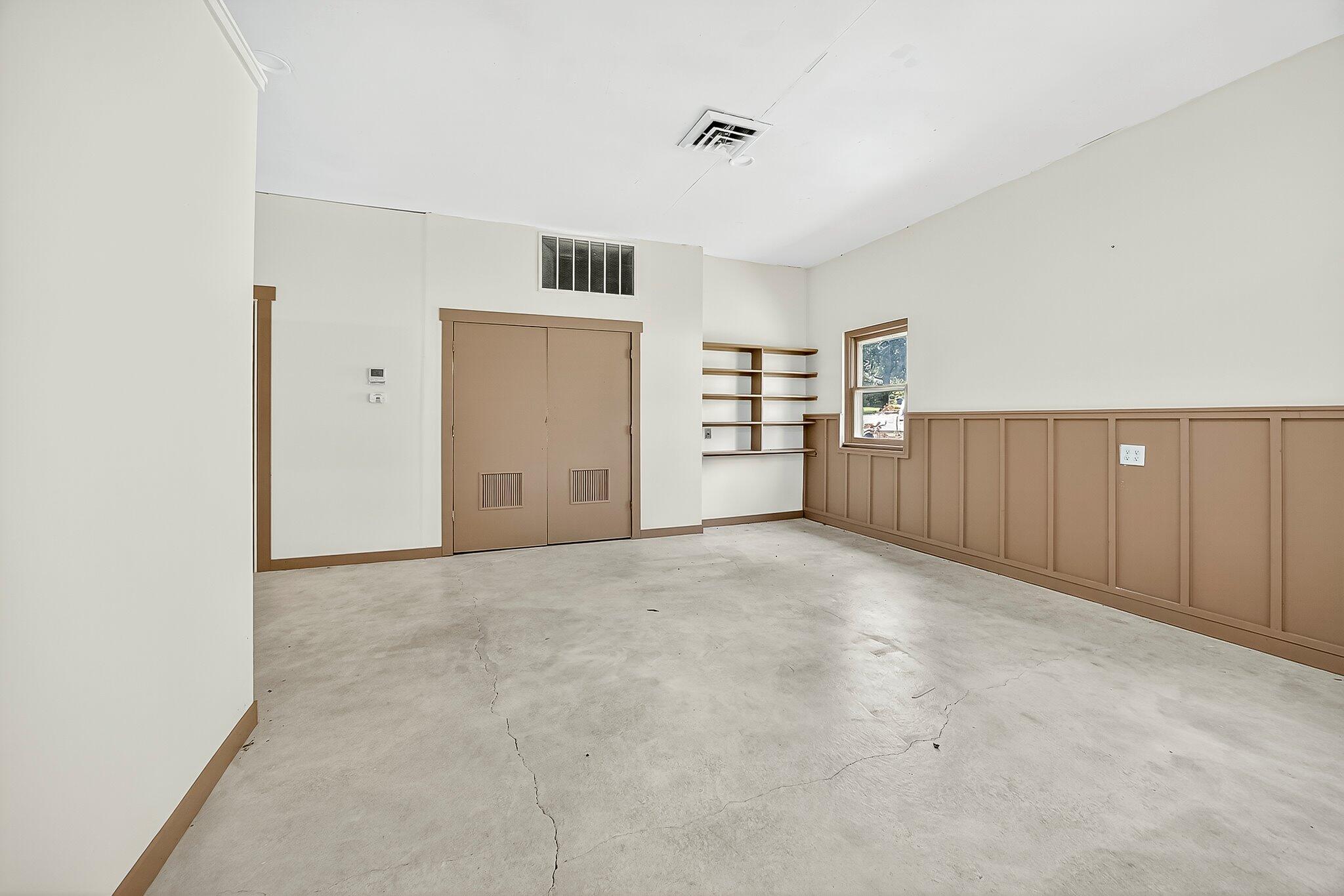 206 North Main Street Property Photo 25