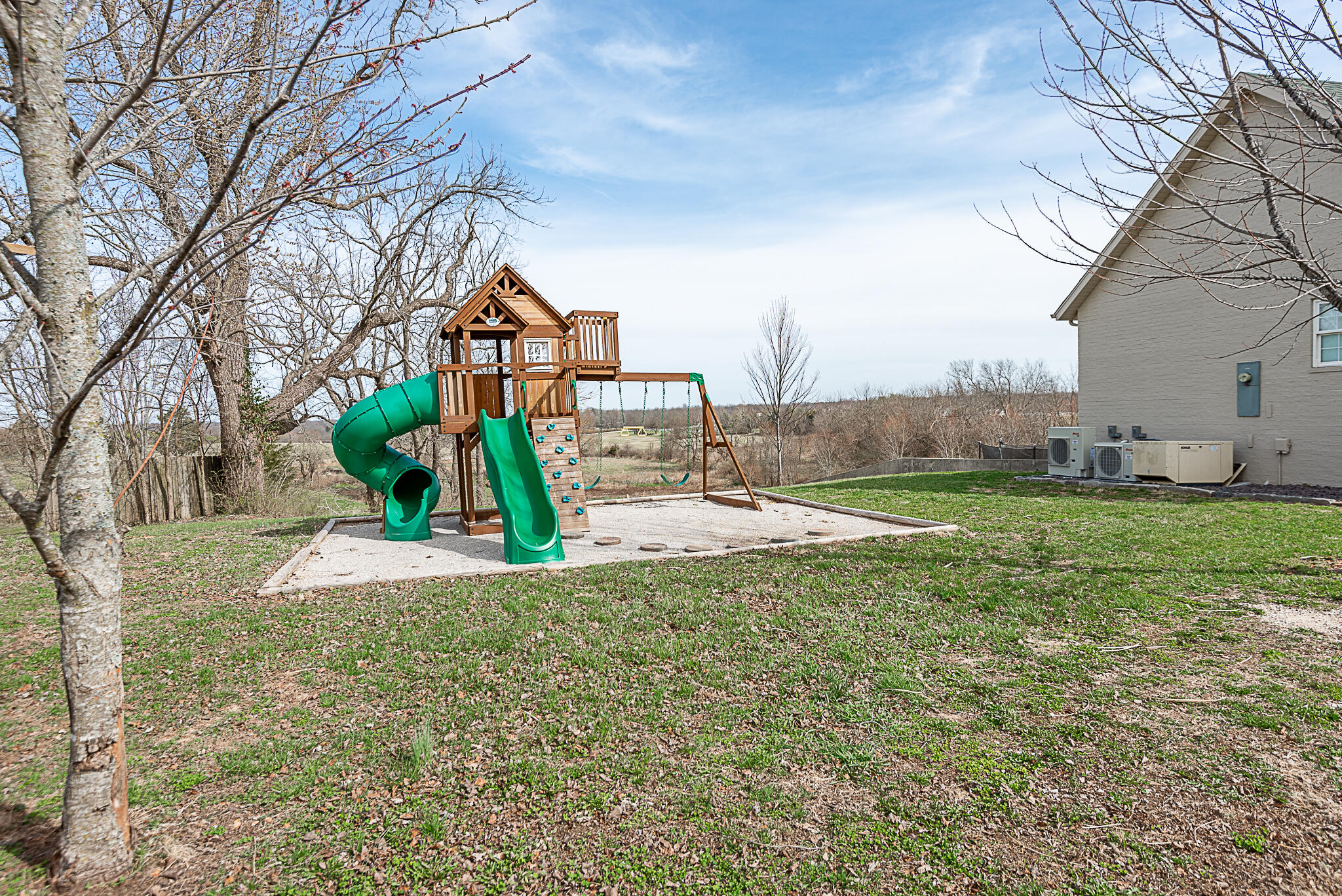 5407 East Farm Road 174 Property Photo 68
