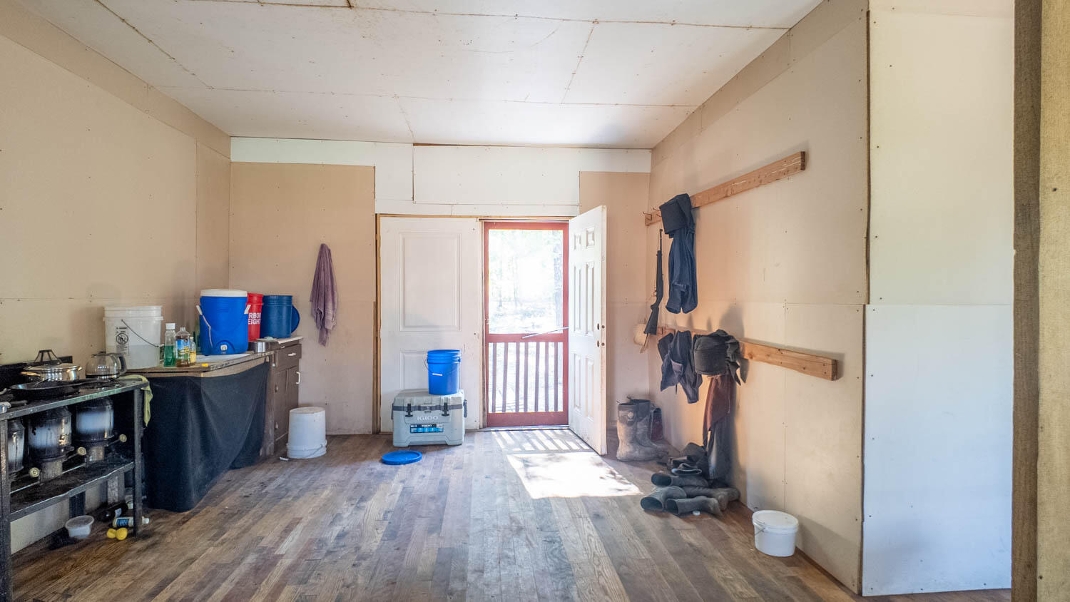 645 County Road 201 Property Photo 25