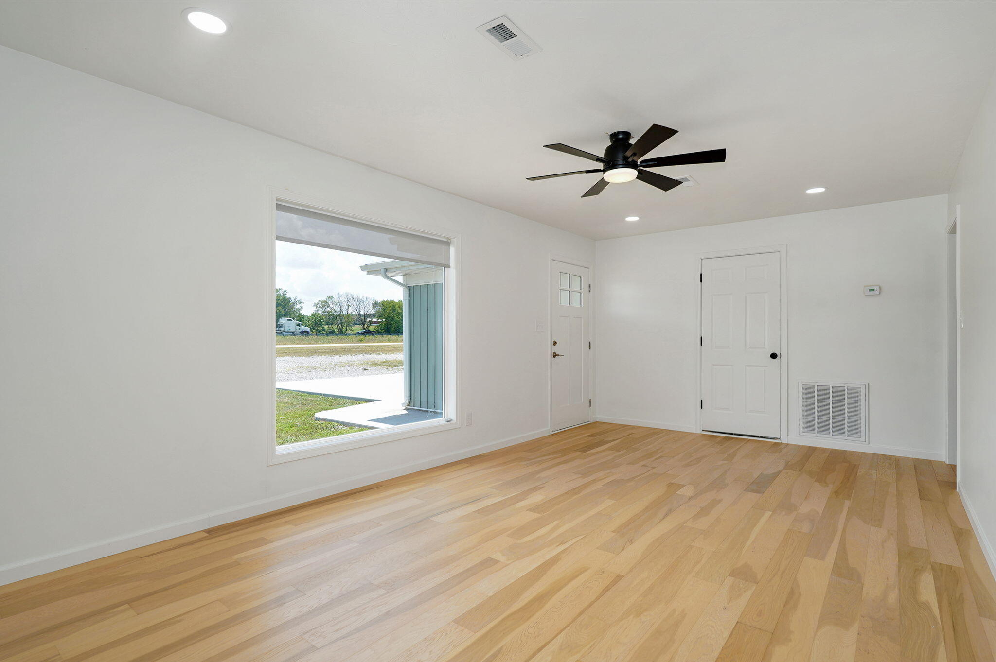 11675 Lawrence 1163 Property Photo 7
