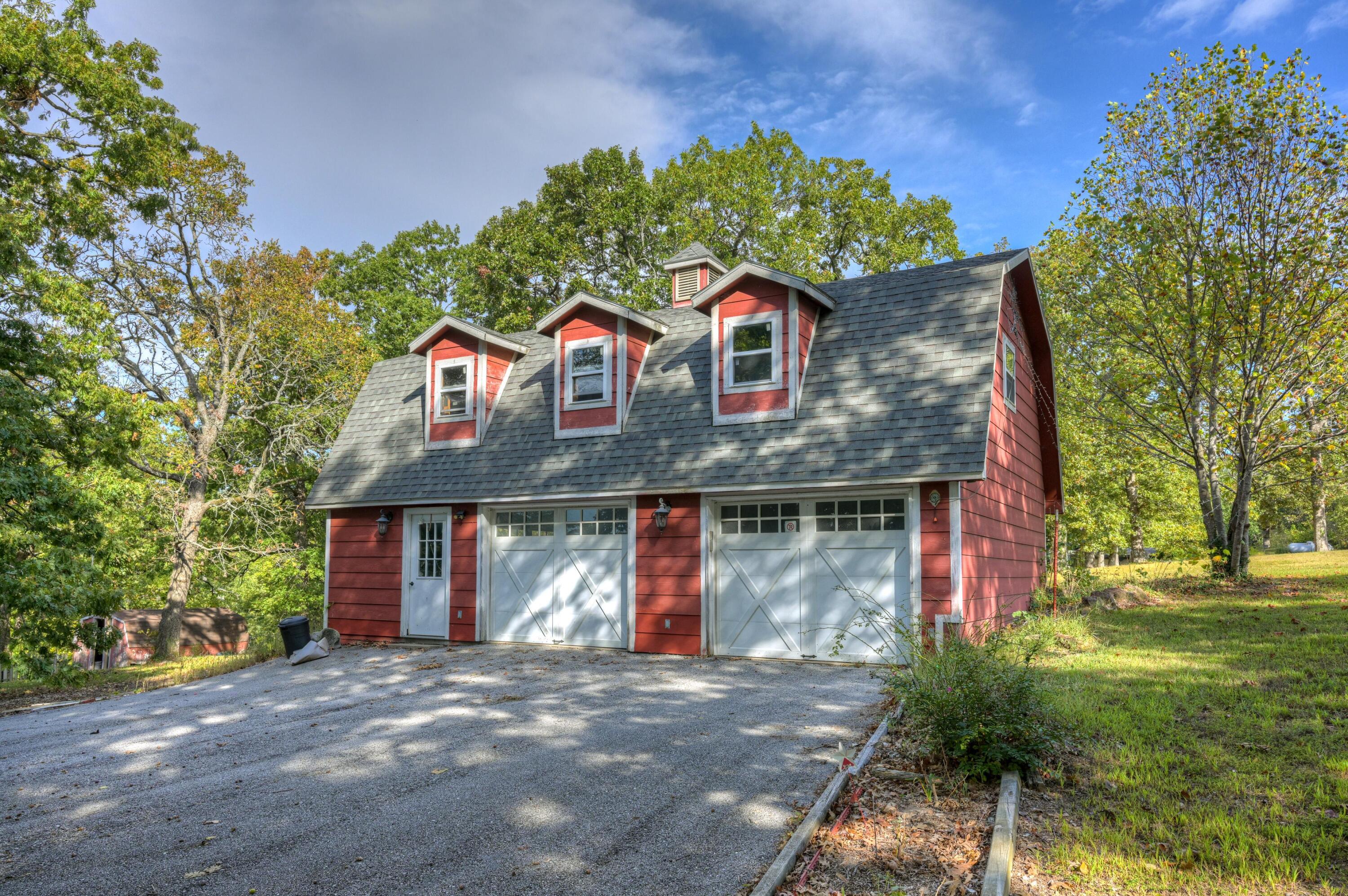 11802 Emden Lane Property Photo 3