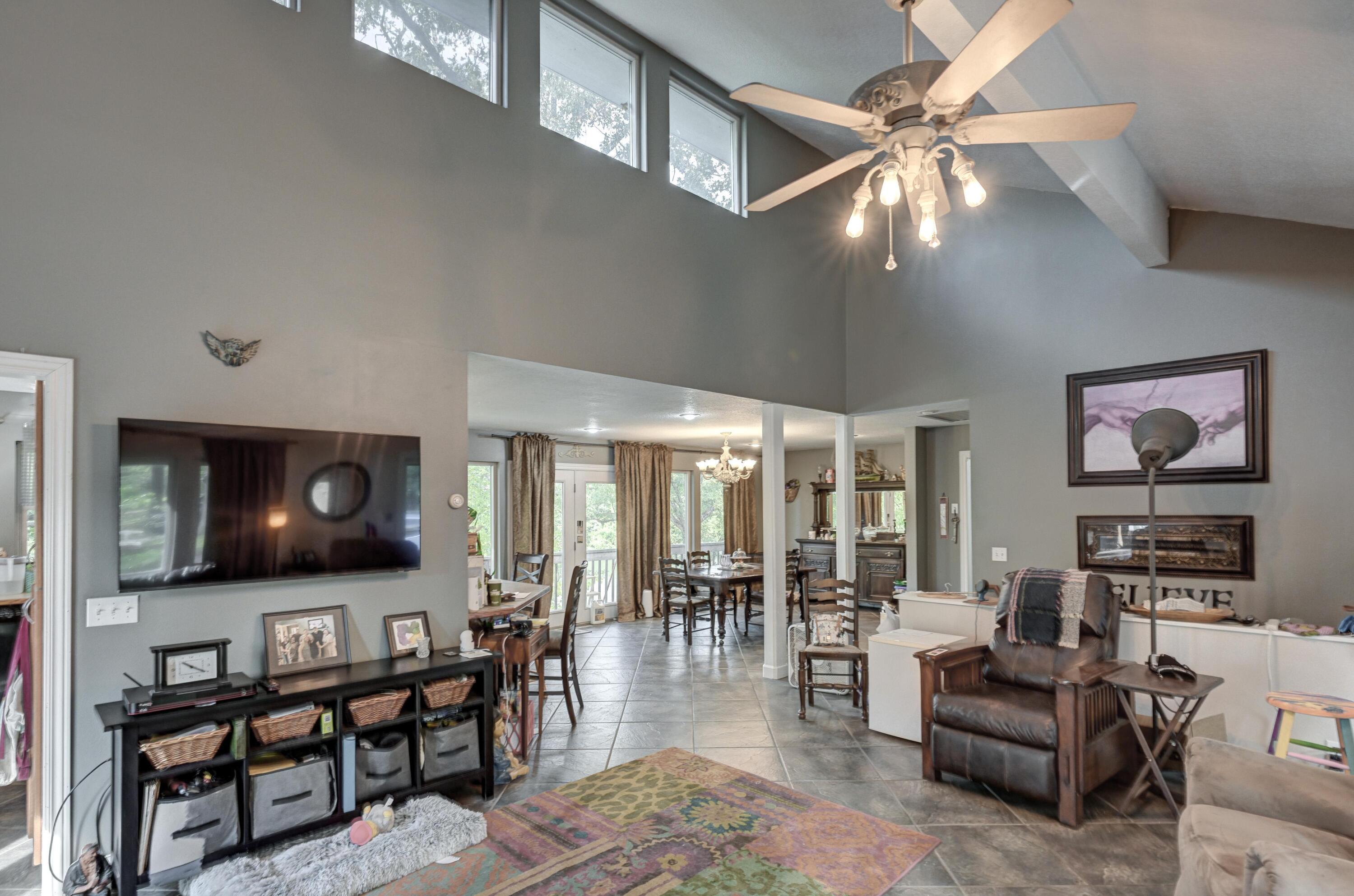11802 Emden Lane Property Photo 8