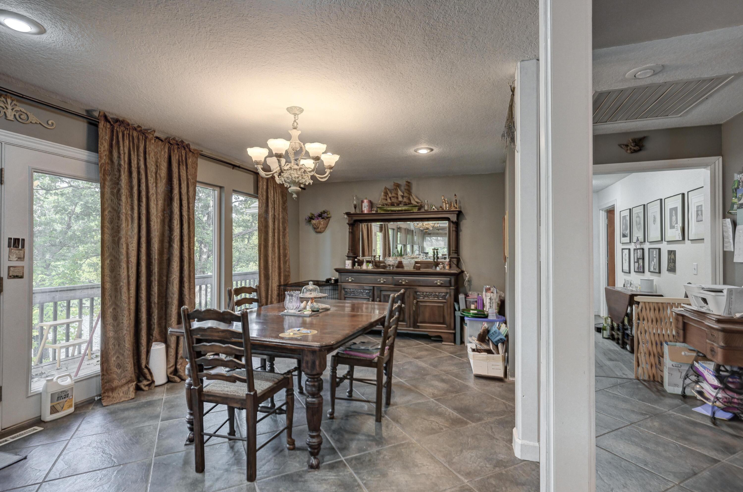 11802 Emden Lane Property Photo 9