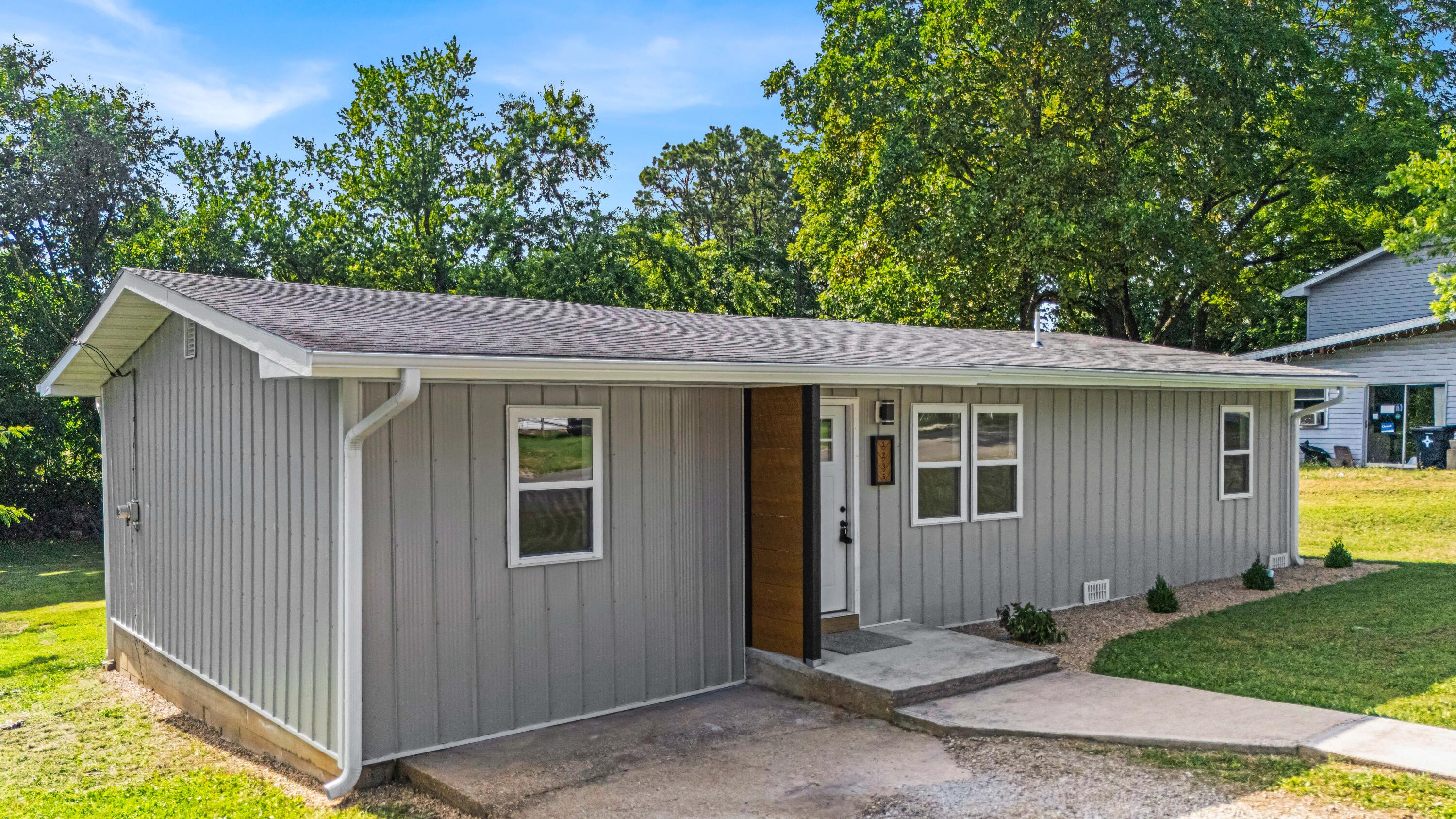 1235 Columbus Street Property Photo 1