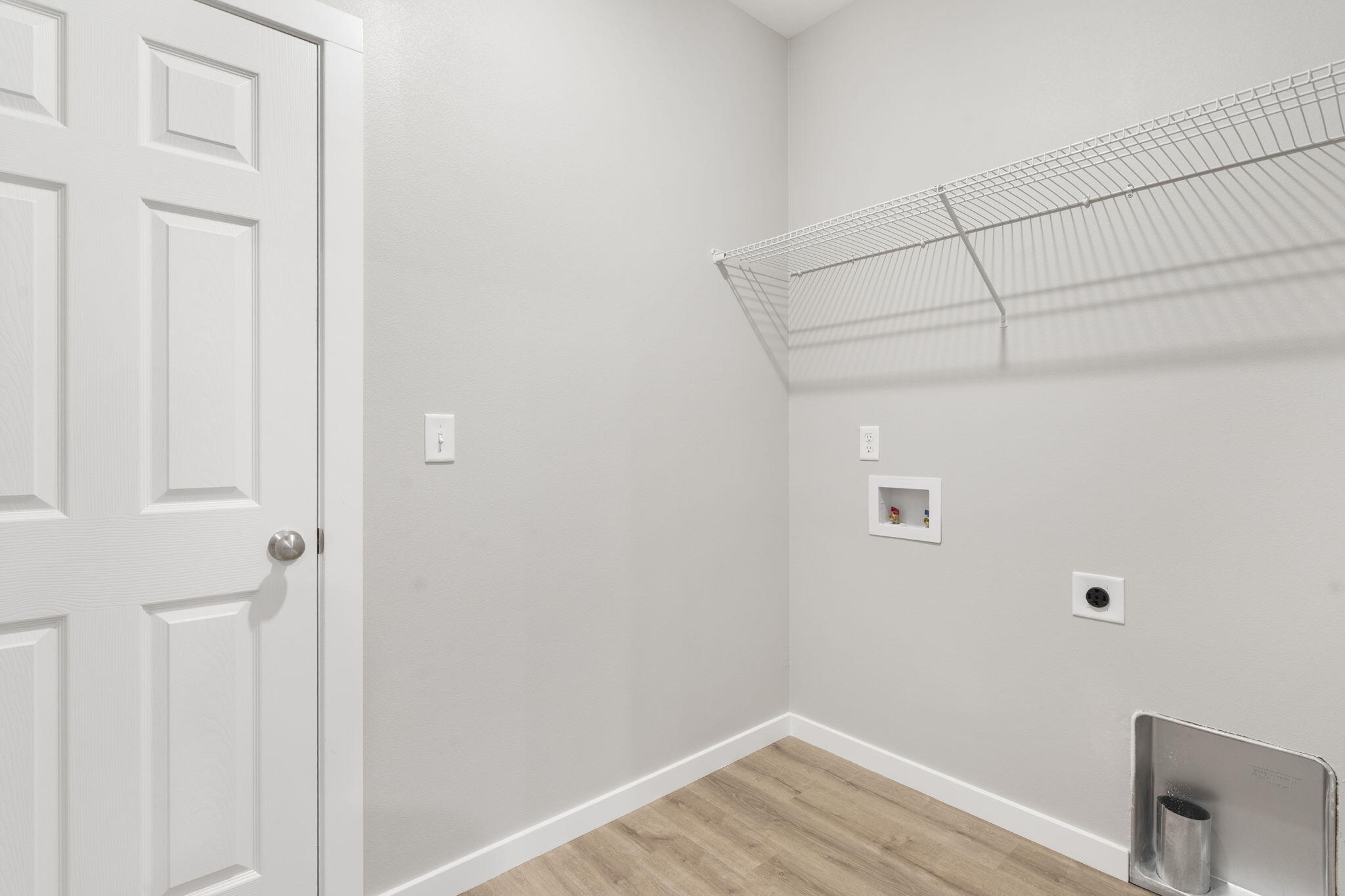 635 East Vivian Street Property Photo 16