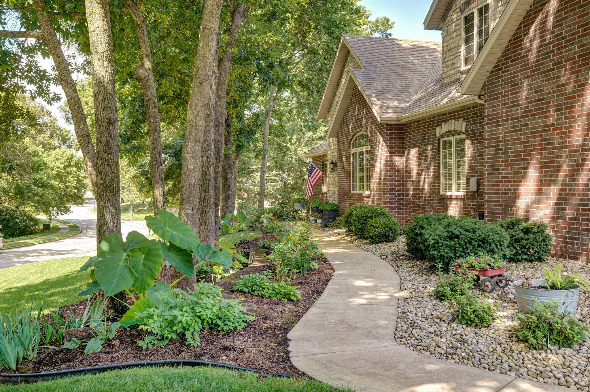 4363 East Misty Woods Street Property Photo 5