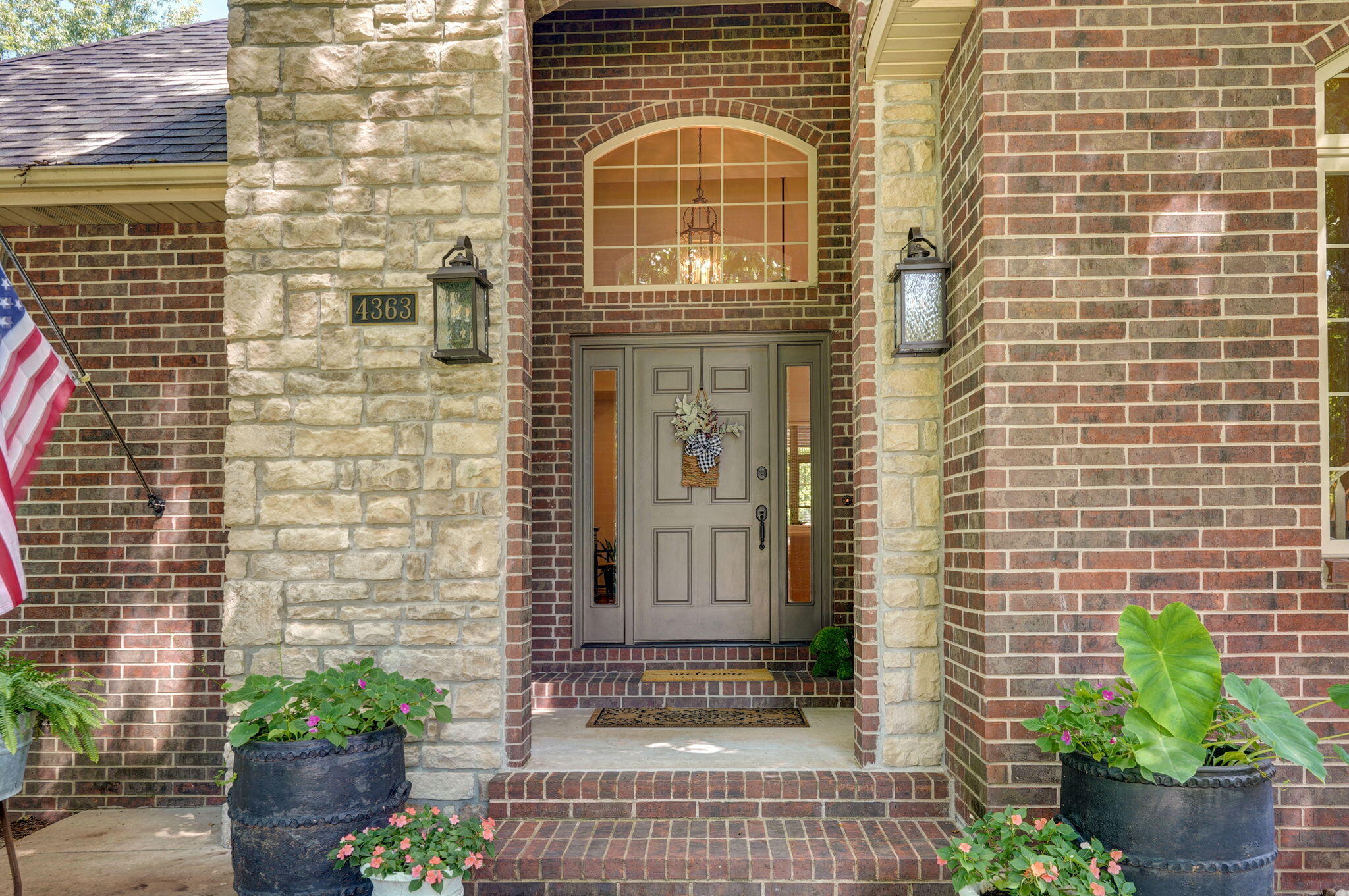 4363 East Misty Woods Street Property Photo 6