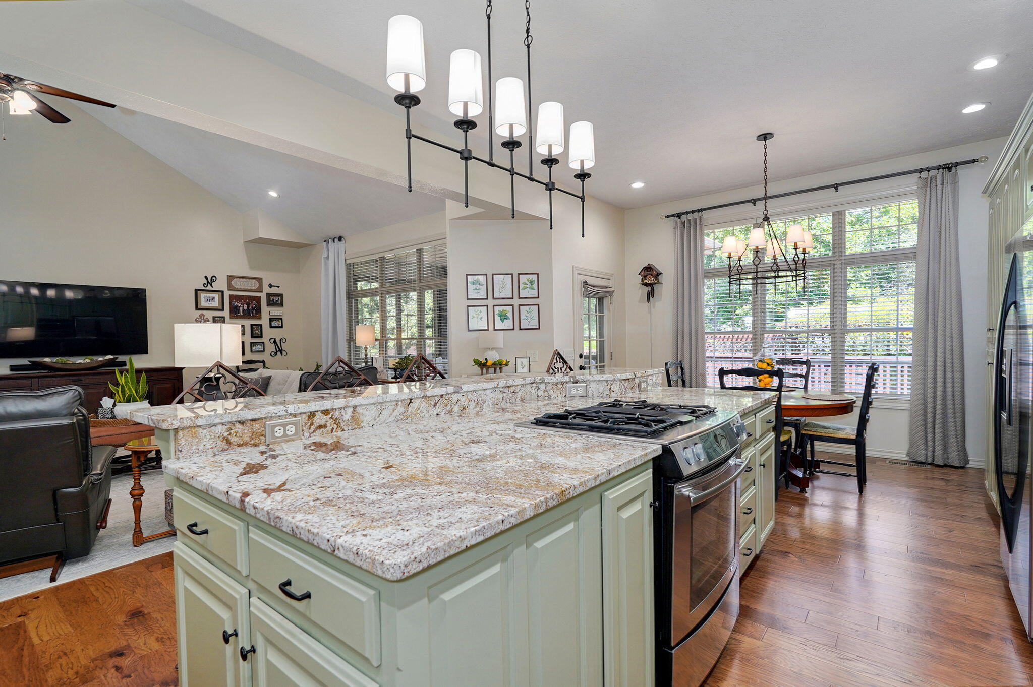 4363 East Misty Woods Street Property Photo 16