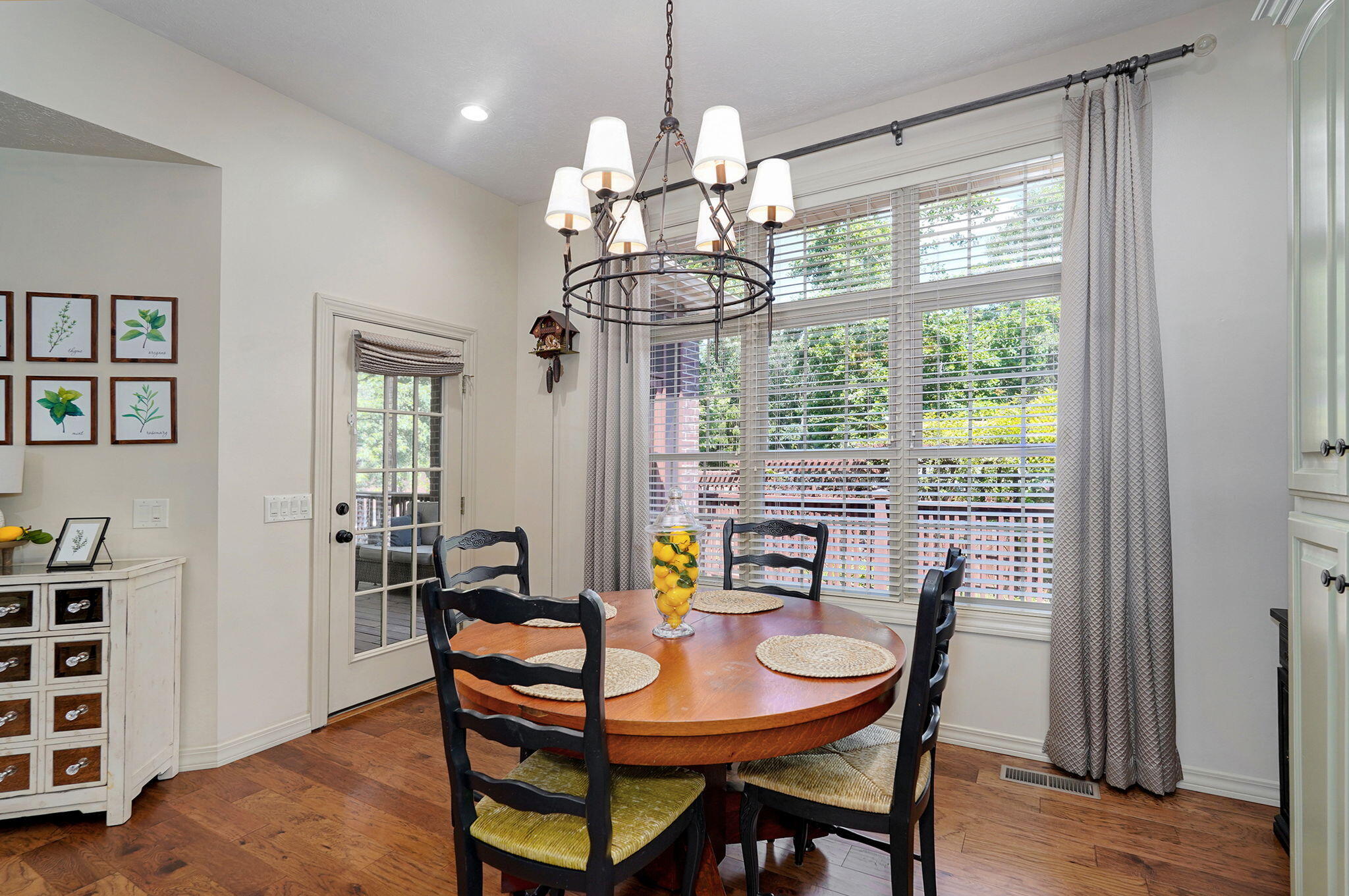 4363 East Misty Woods Street Property Photo 17