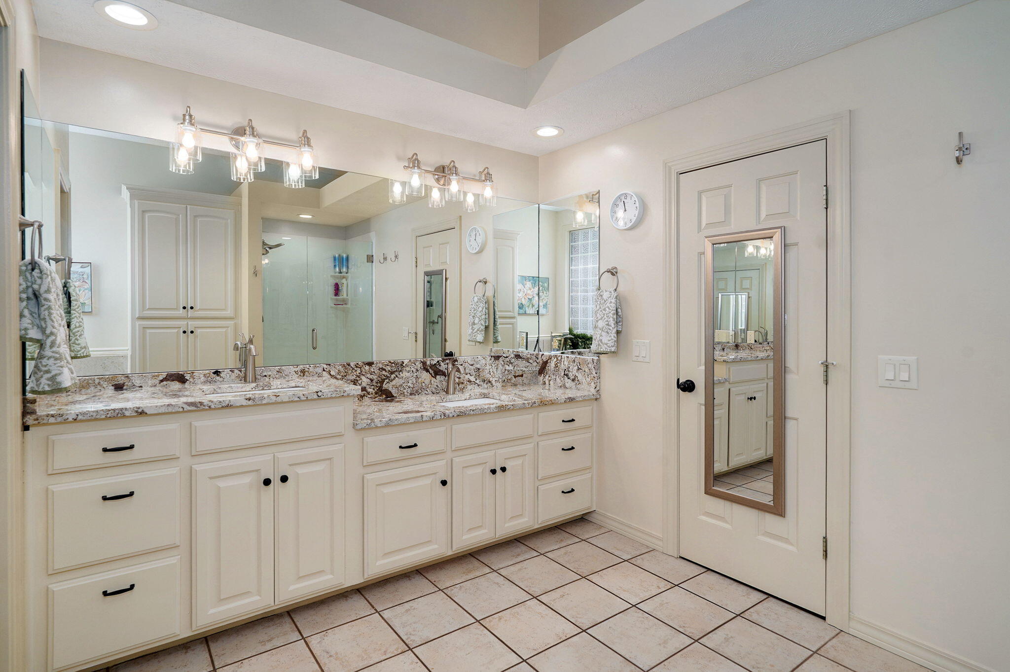 4363 East Misty Woods Street Property Photo 22