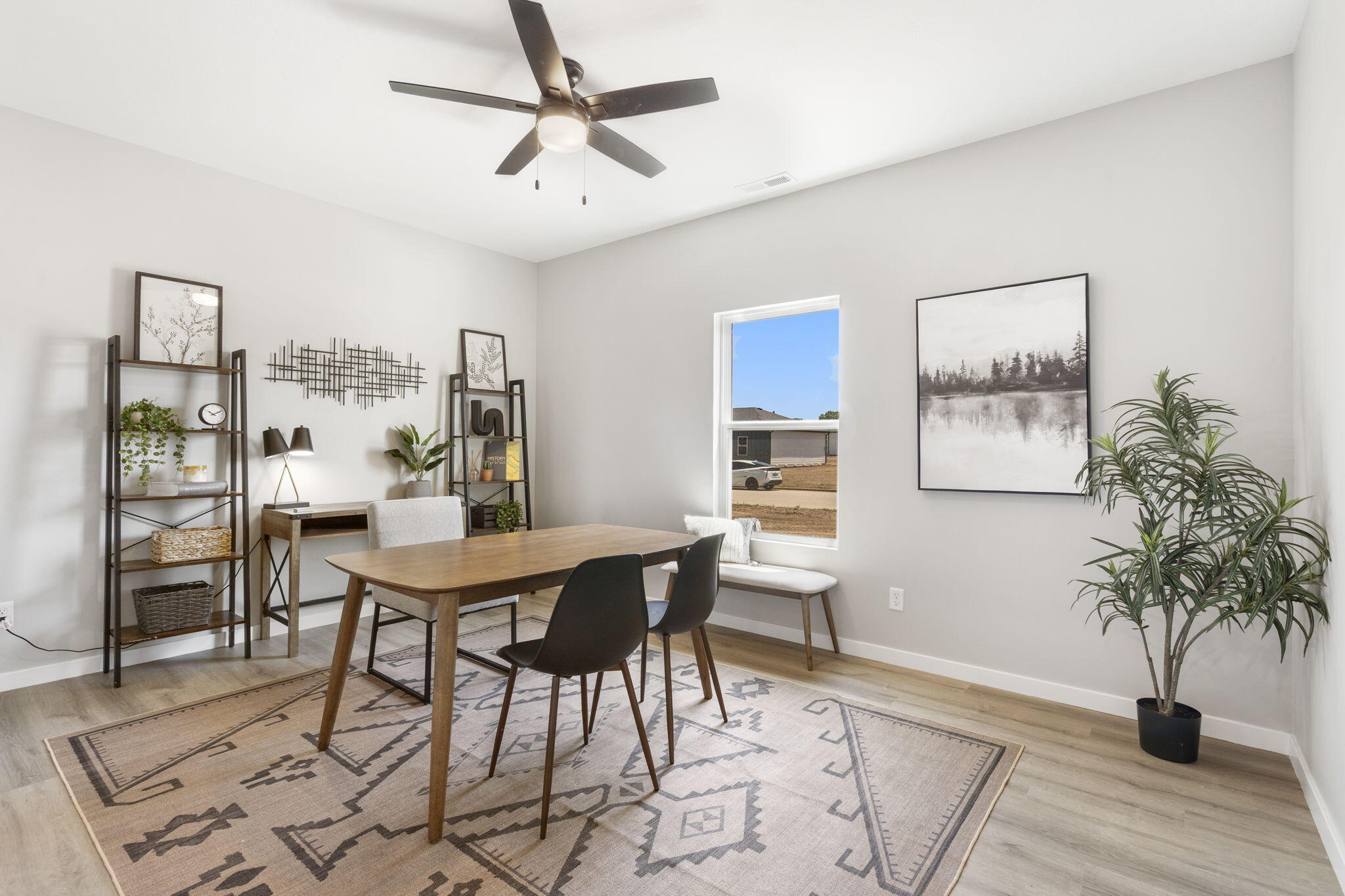 665 East Vivian Street Property Photo 25